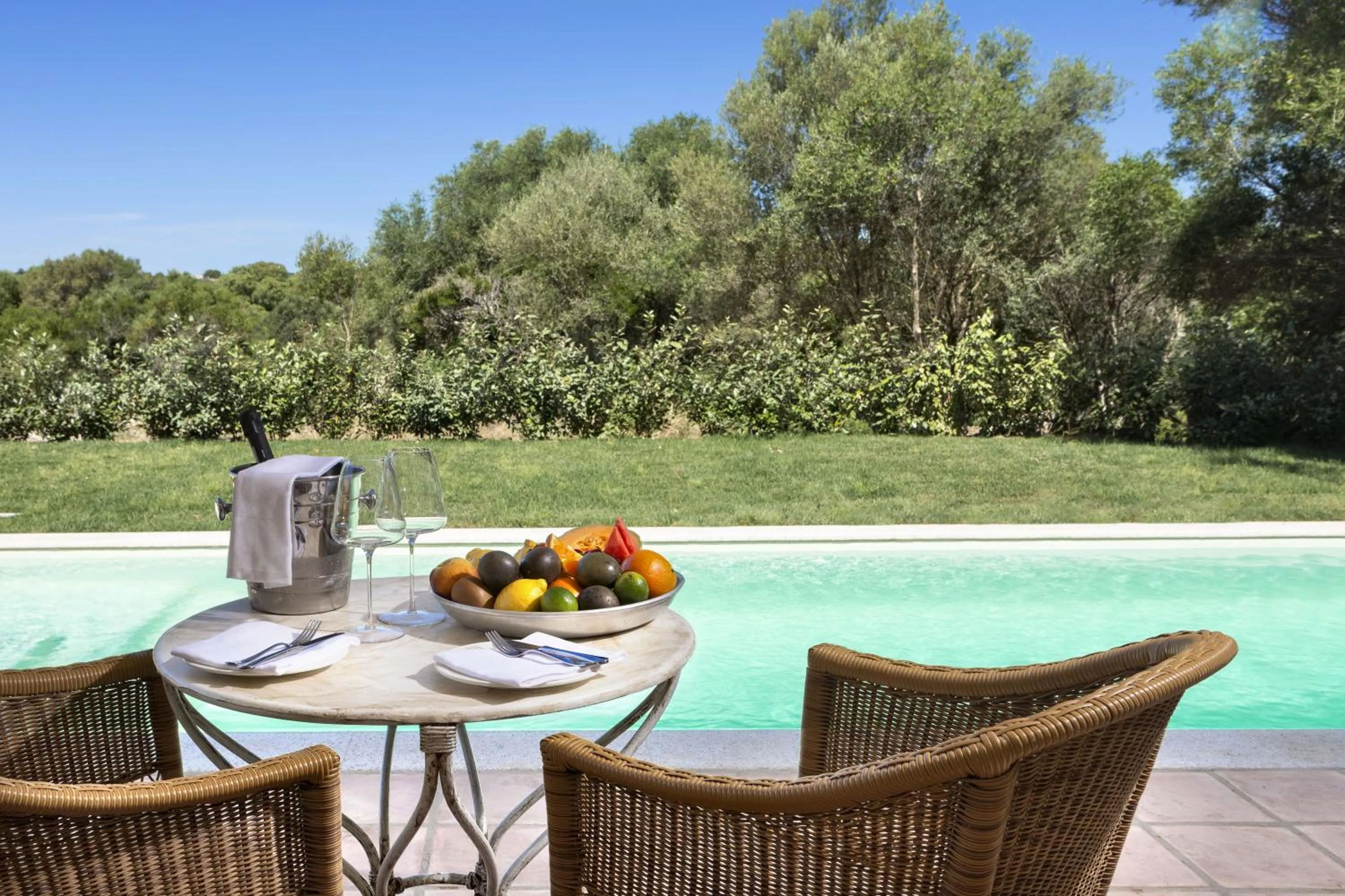 Pool view in Stazzo Lu Ciaccaru