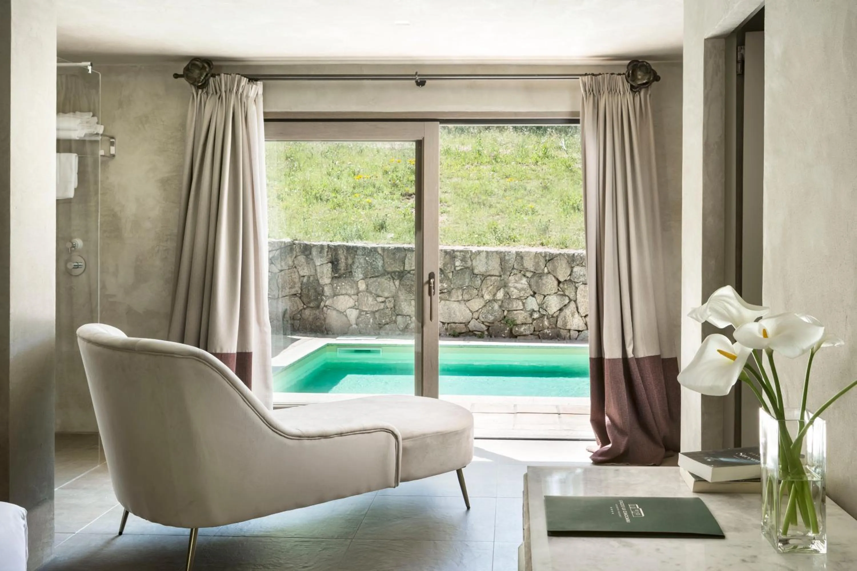 Pool view in Stazzo Lu Ciaccaru