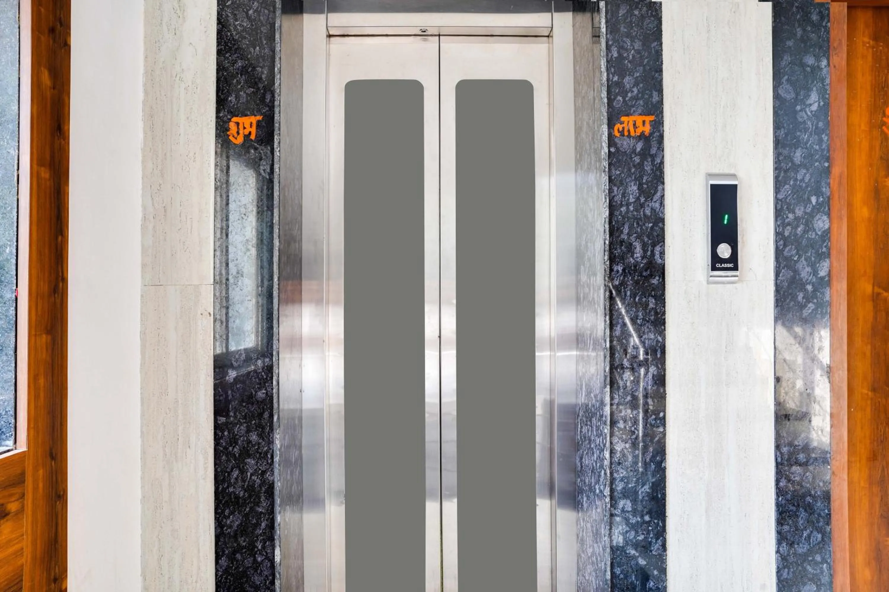 Lobby or reception in Hotel O Golden Pearl