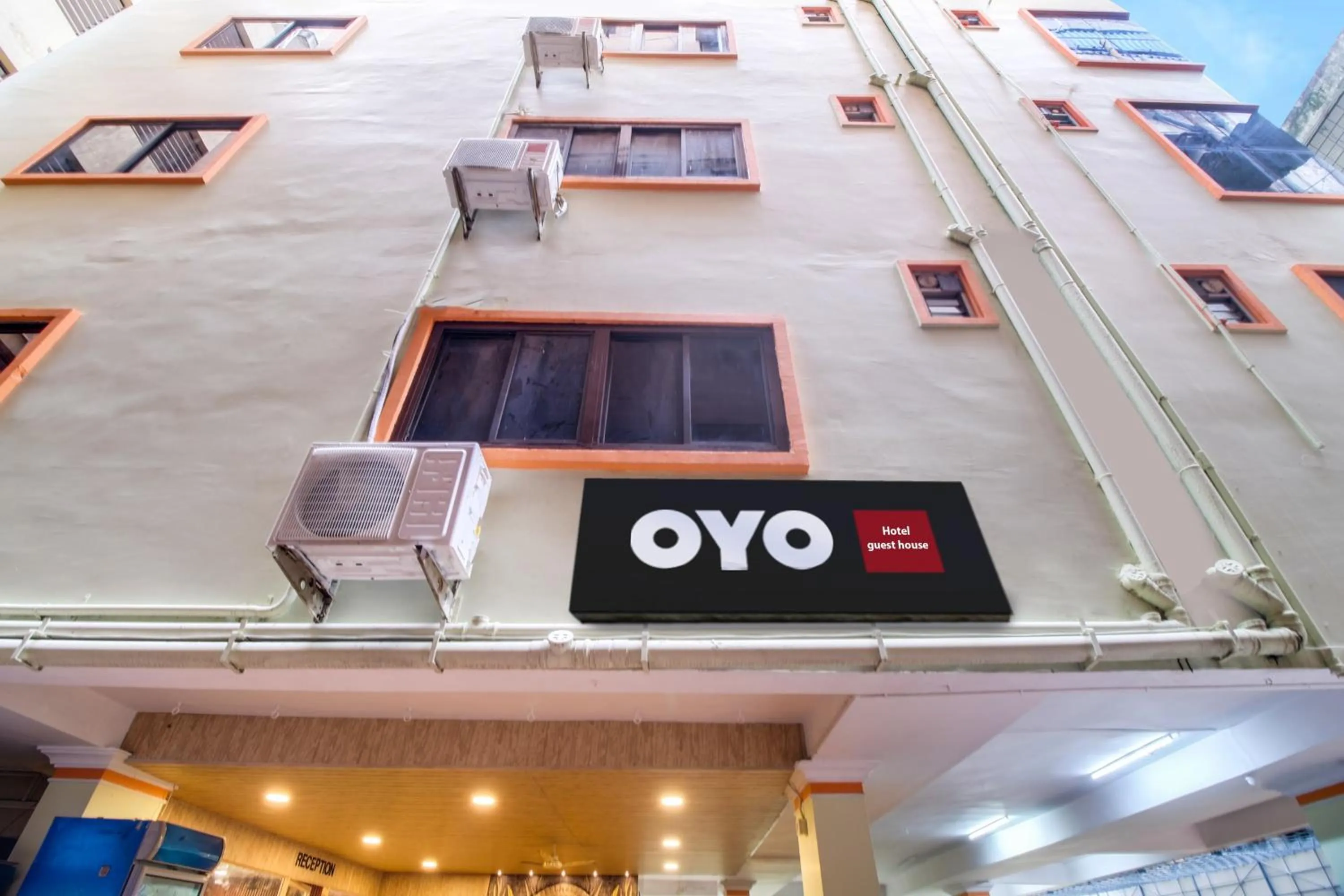 Facade/entrance in Hotel O Sai Capital