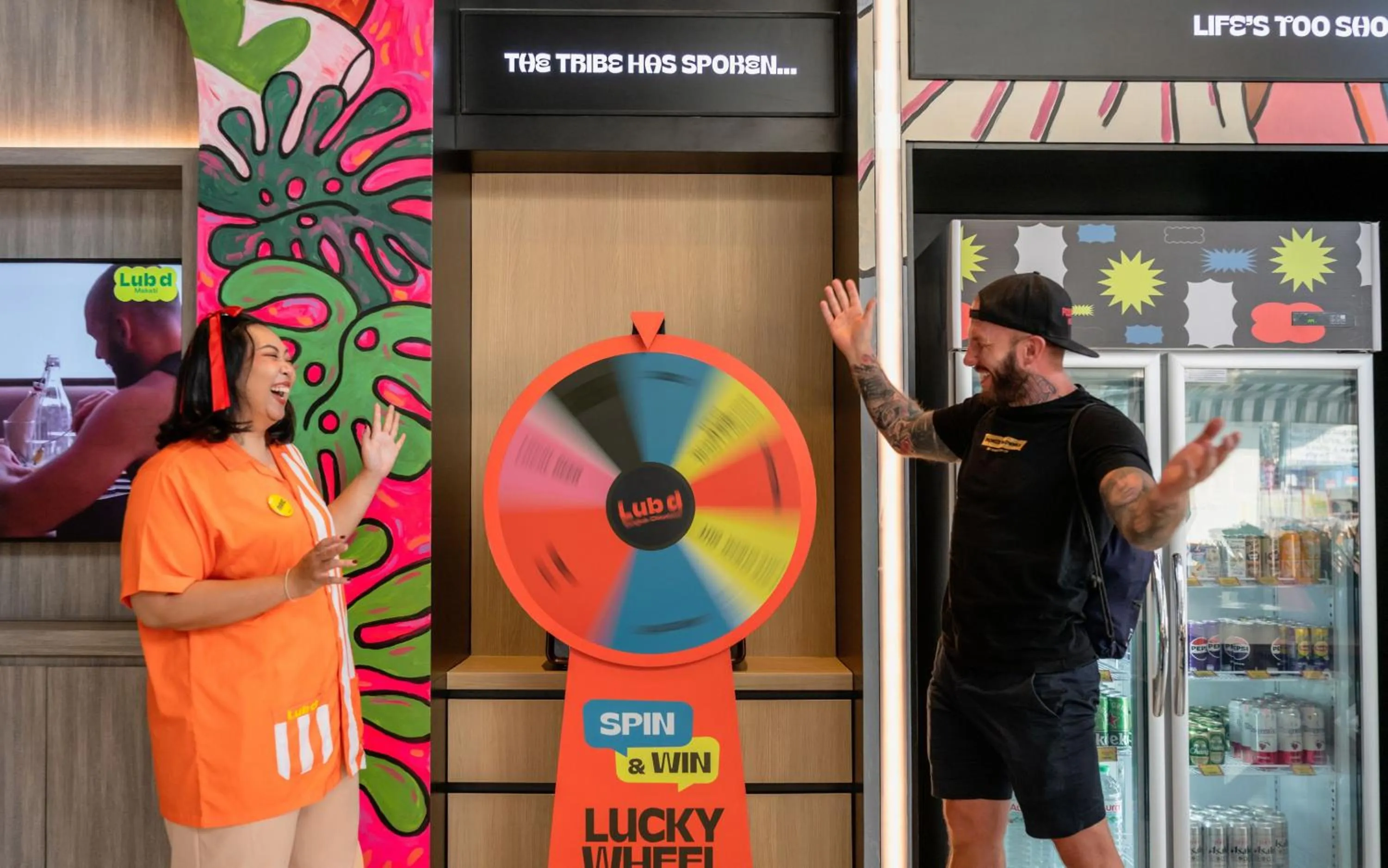 People in Lub d Bangkok Chinatown - Steps from Sam Yod MRT Station