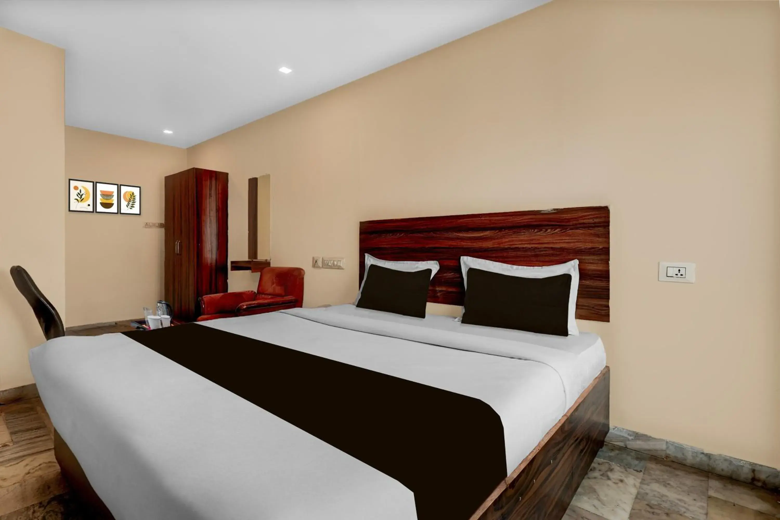 Standard Double Room - single occupancy in Hotel O Benz Circle Crossway Vijayawada Formerly Akshaya Elite Standard Double Room - single occupancy in Hotel O Benz Circle Crossway Vijayawada Formerly Akshaya Elite