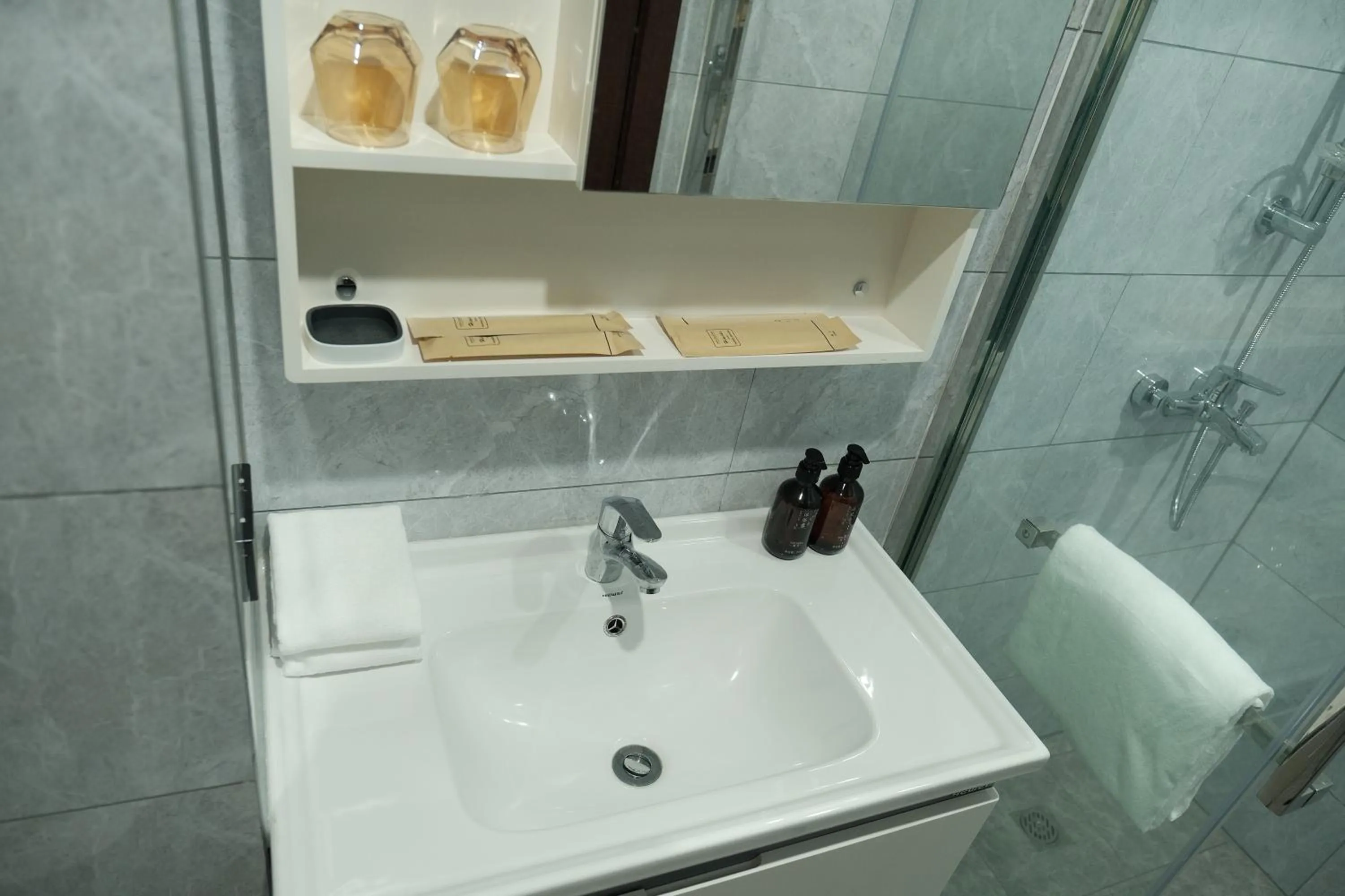 Hot Tub in Golden Seagulls Hotel