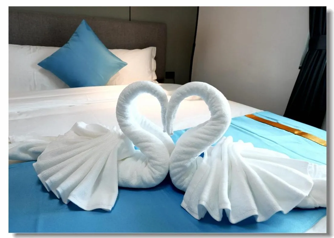 Bed in Golden Seagulls Hotel