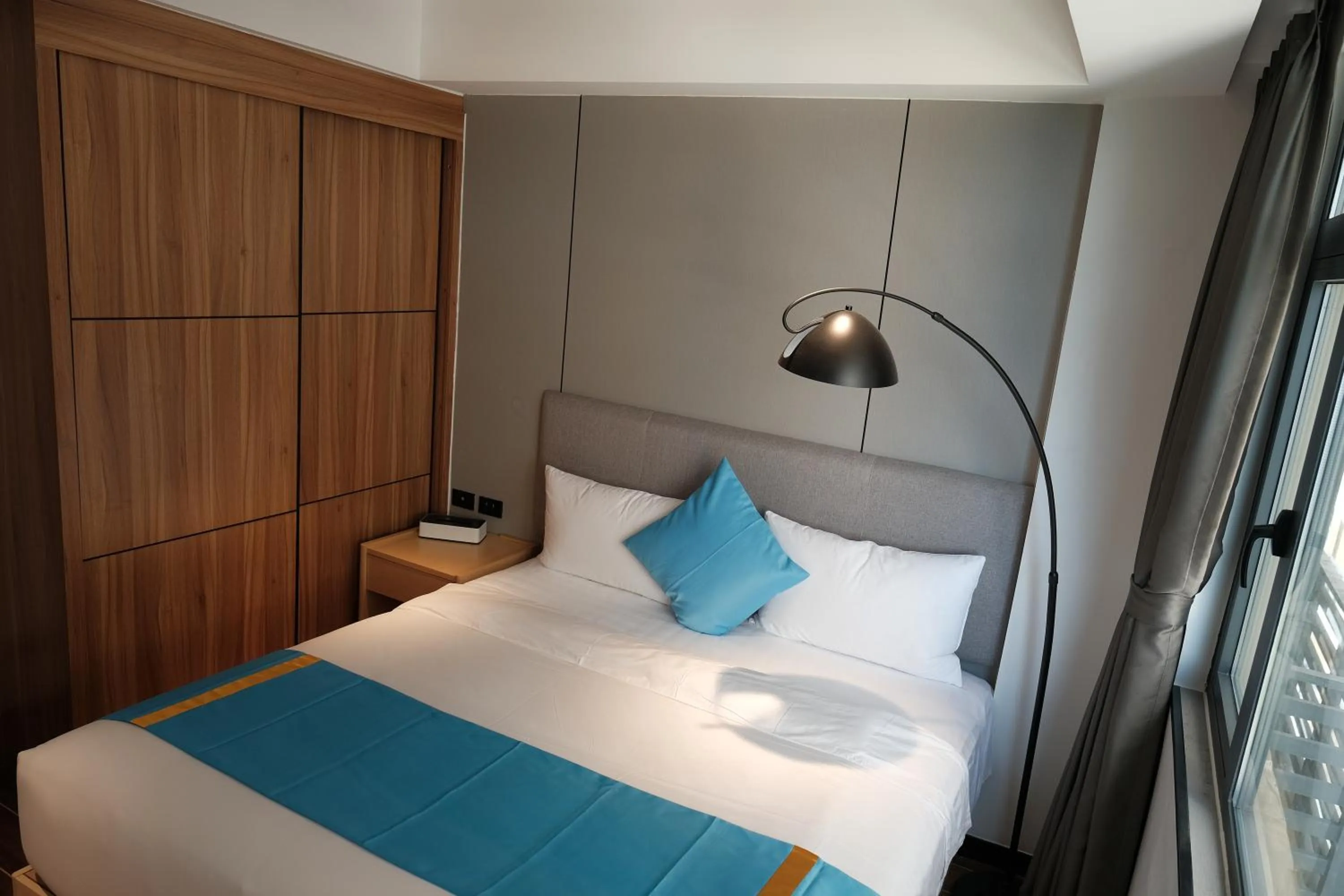 Bed in Golden Seagulls Hotel