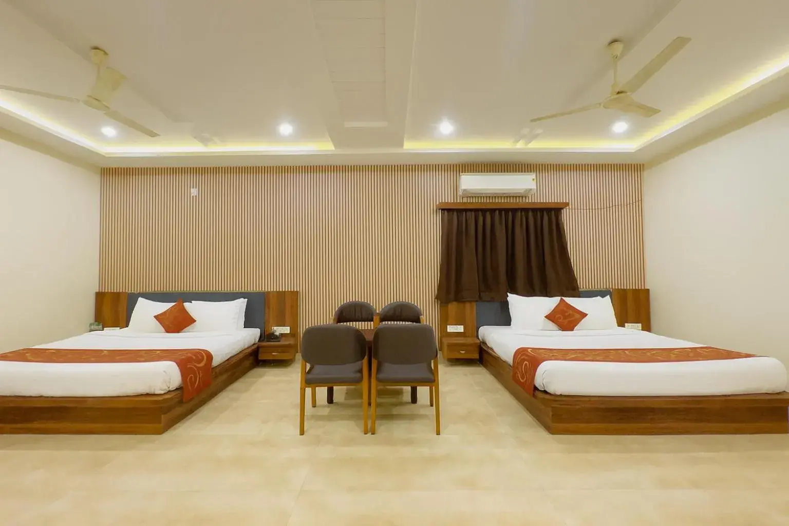 Family Room - single occupancy in Hotel Jyotirlinga- One Way Drop to Mahakal Temple Family Room - single occupancy in Hotel Jyotirlinga- One Way Drop to Mahakal Temple