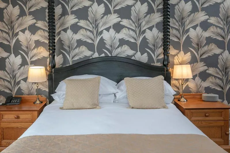 Bed in Best Western Valley Hotel