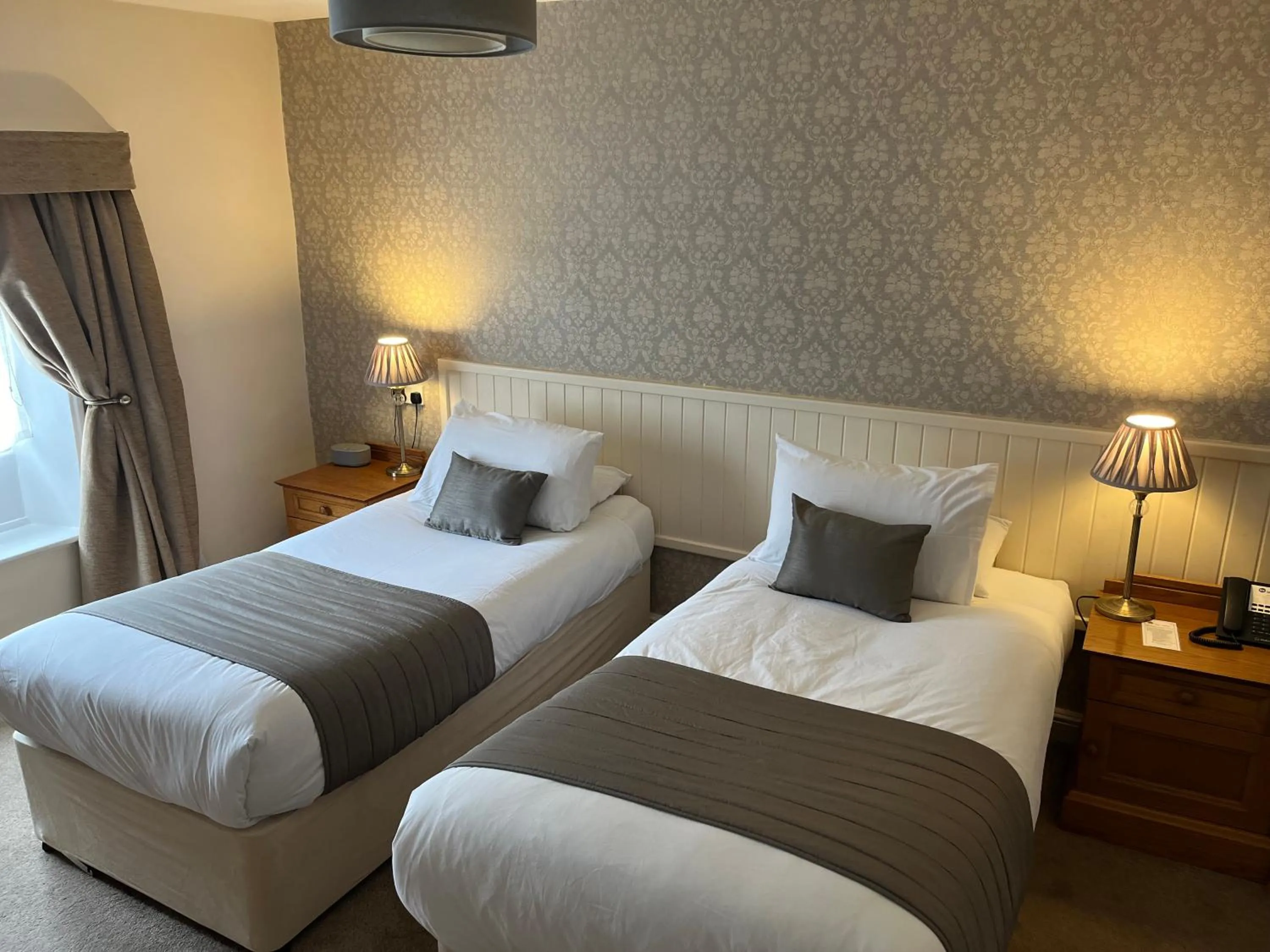 Bedroom, Bed in Best Western Valley Hotel