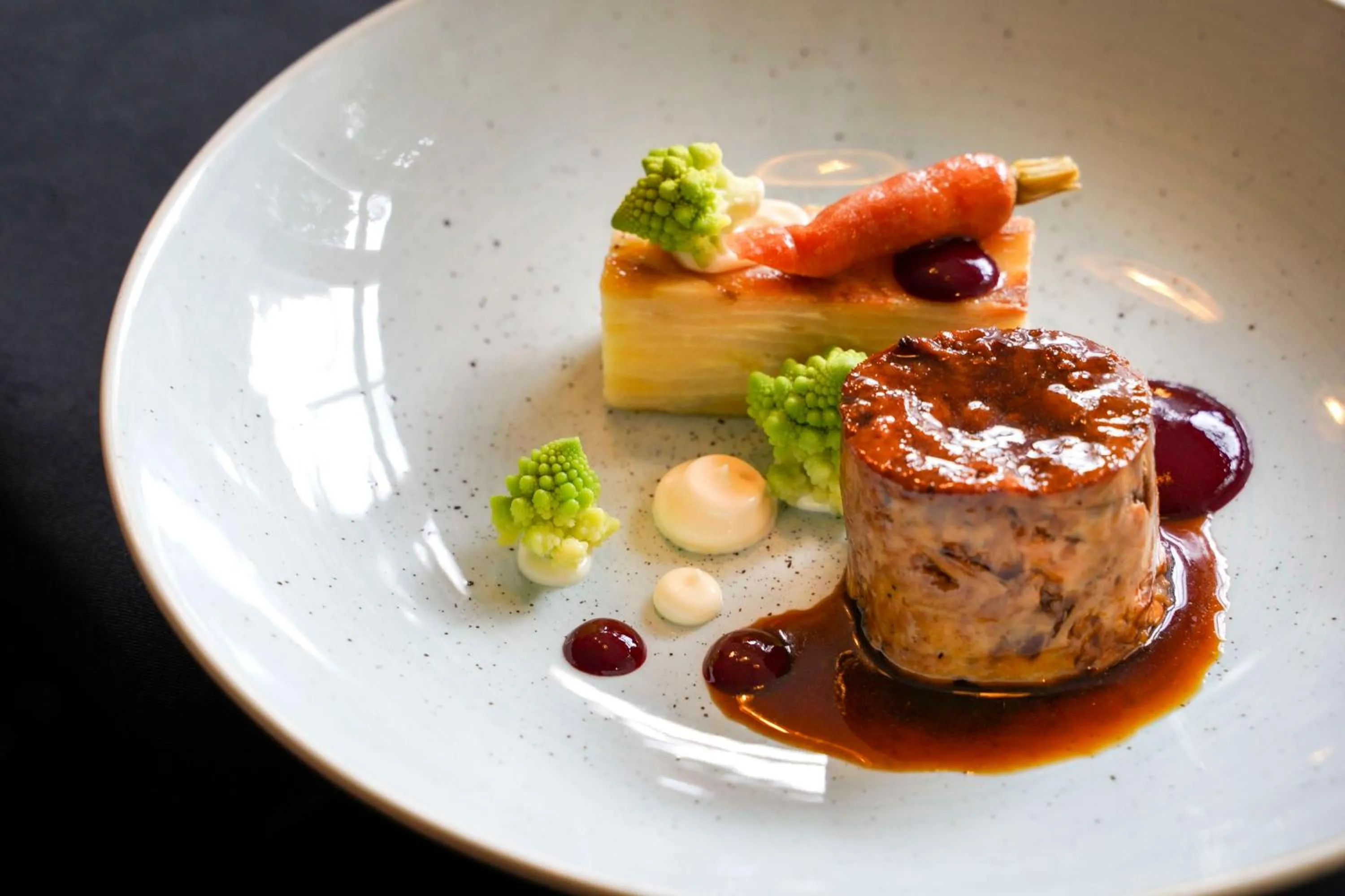 Restaurant/places to eat in Best Western Valley Hotel