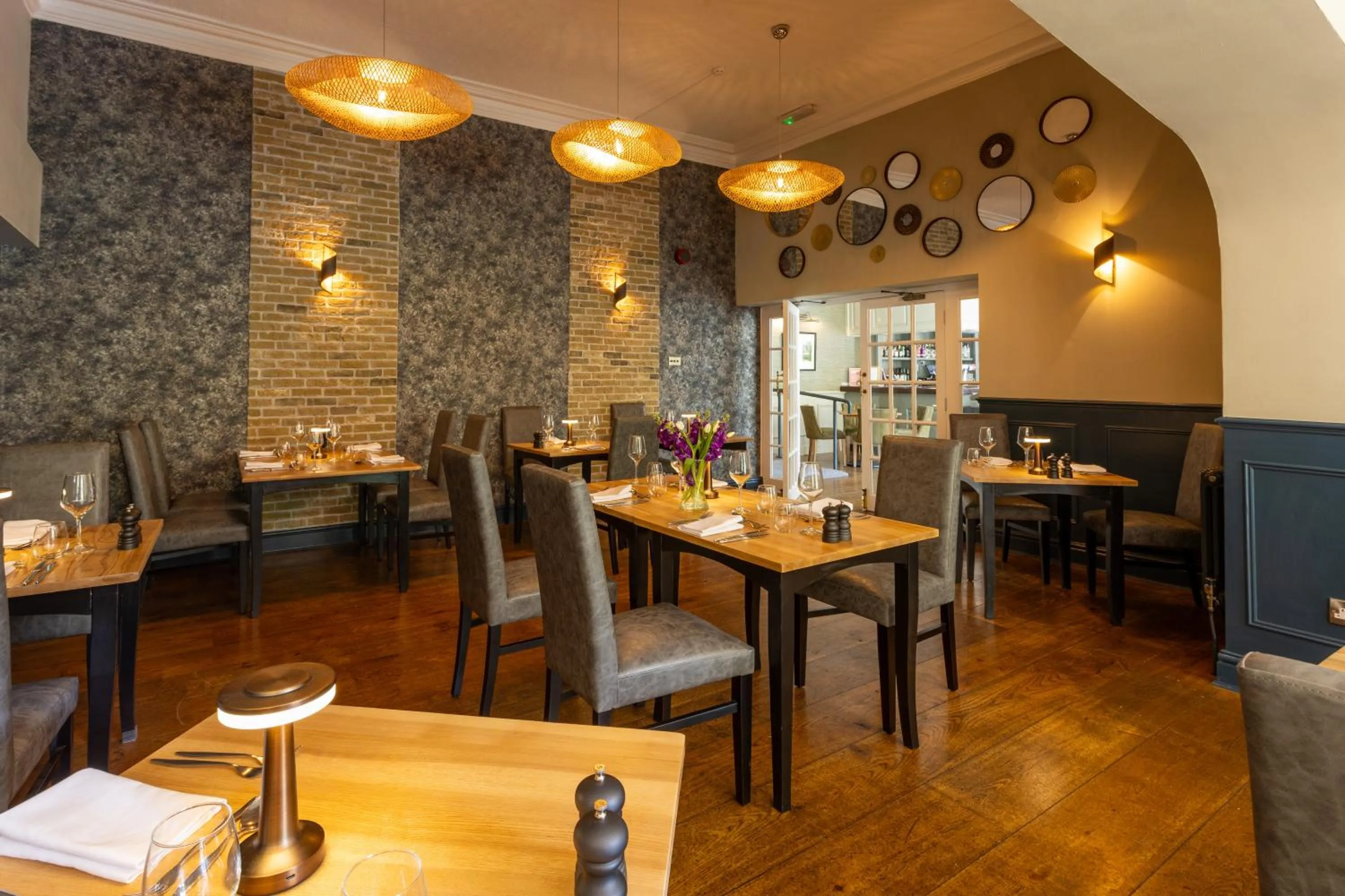 Restaurant/places to eat in Best Western Valley Hotel