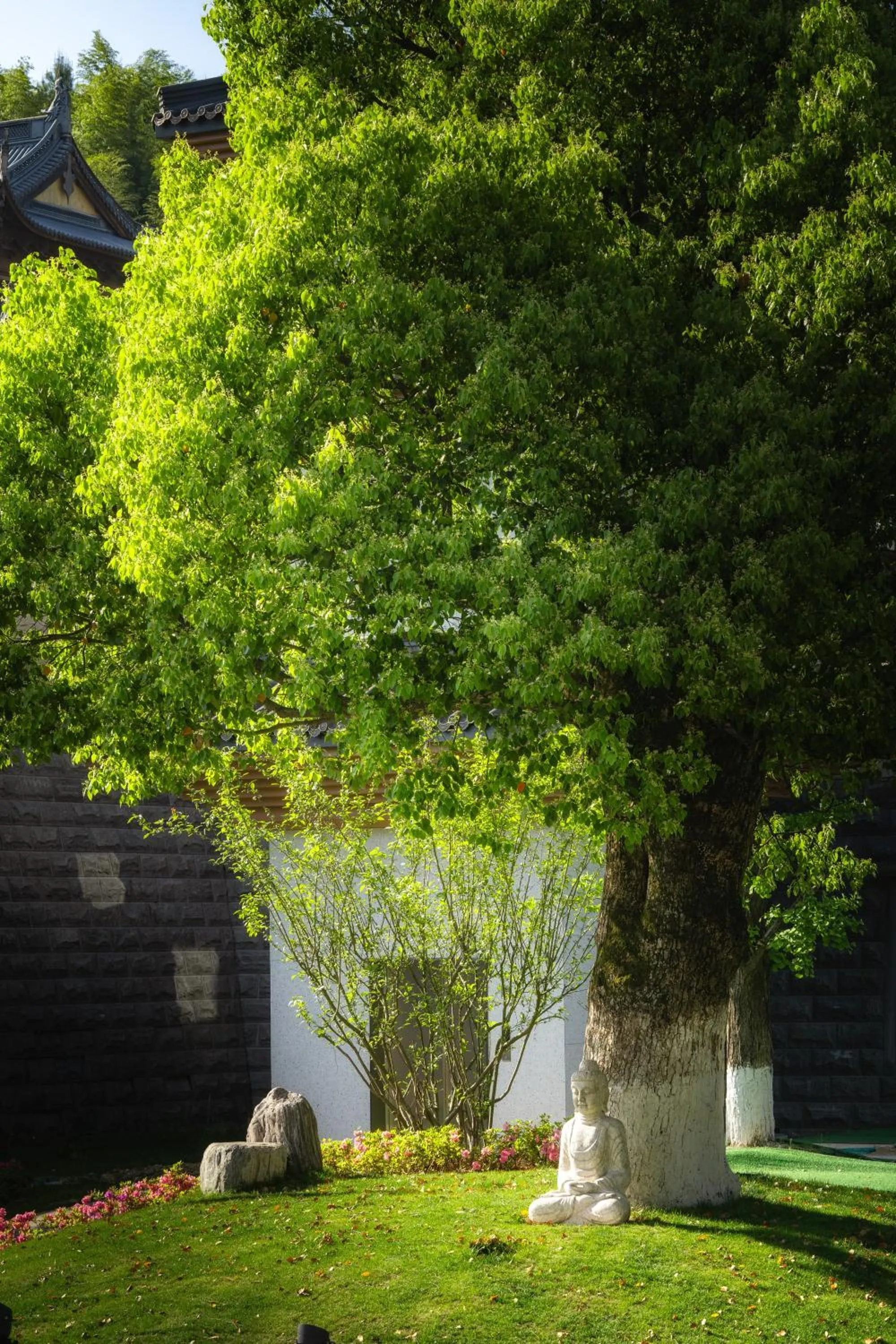 Nearby landmark in SSAW Garden Hotel Ningbo Xikou