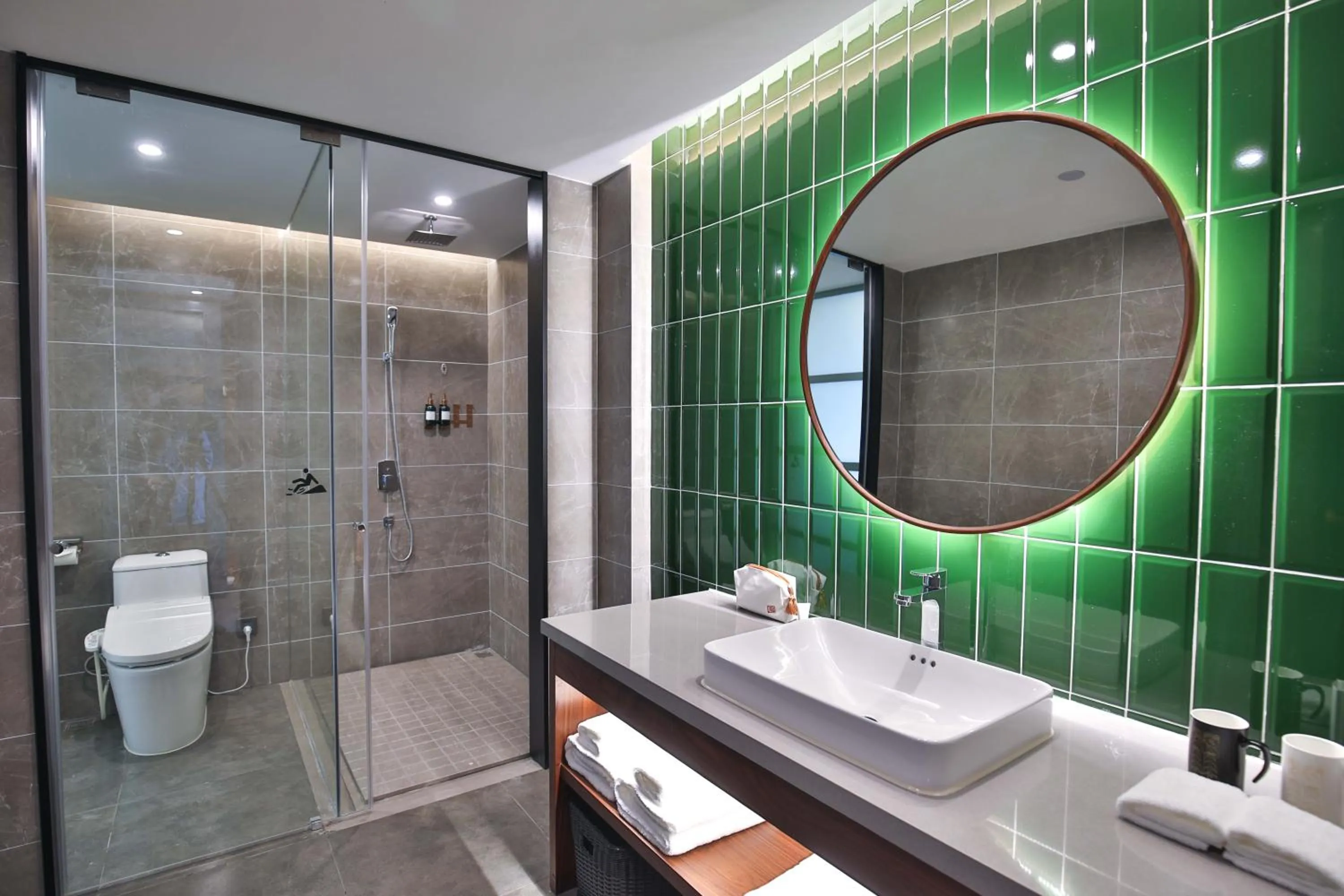 Toilet in SSAW Garden Hotel Ningbo Xikou