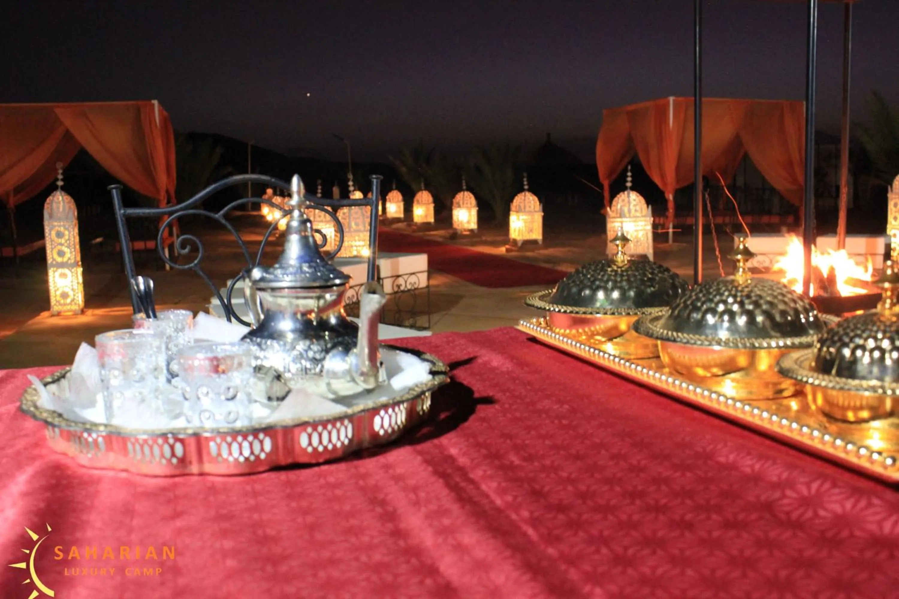 Drinks in Merzouga Luxury Camp
