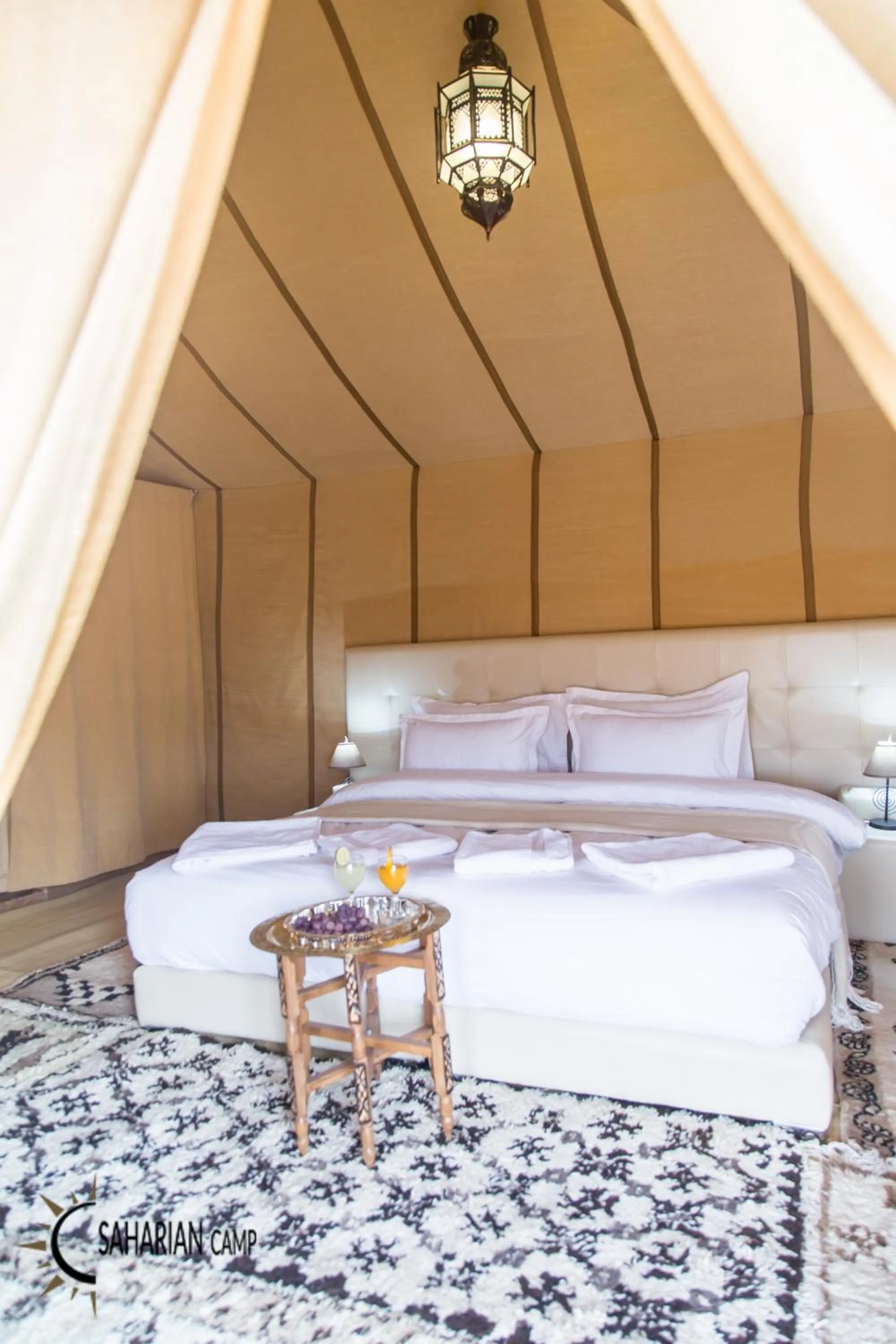 Photo of the whole room, Bed in Merzouga Luxury Camp