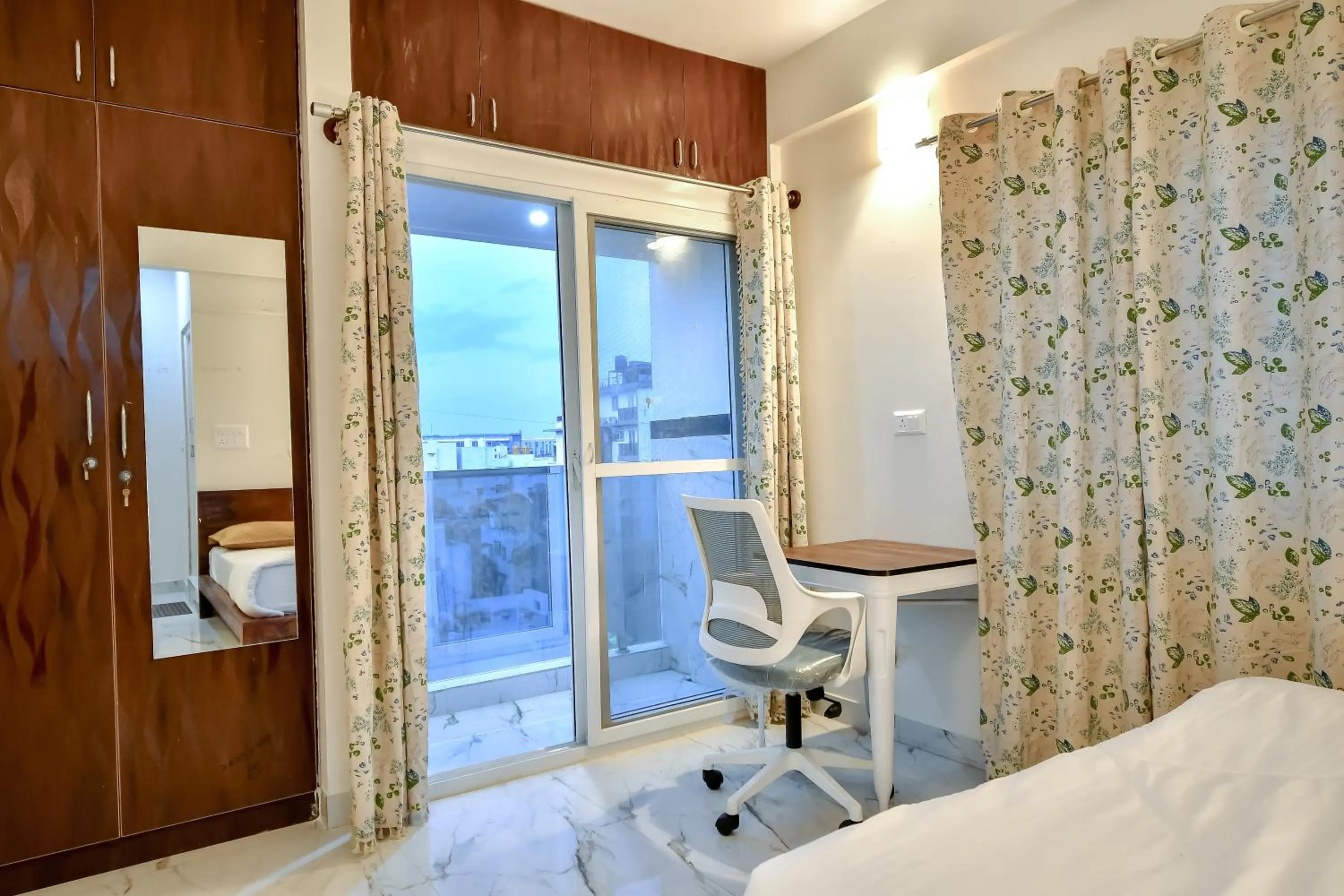 Deluxe Double Room with Balcony in Namma HomeSlice, Balcony Rooms in Brookefield
