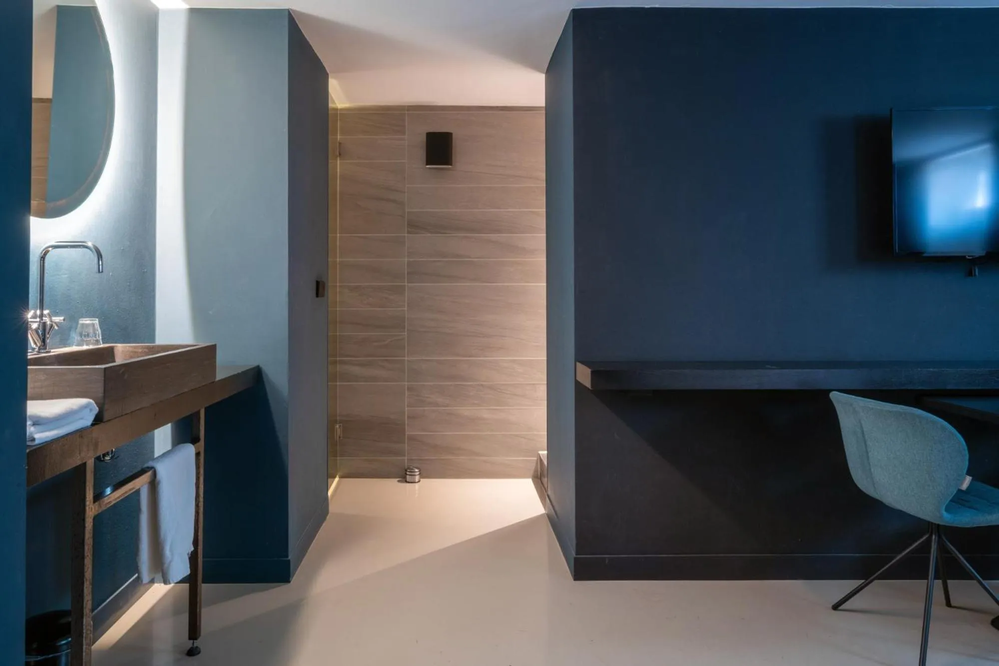 TV and multimedia in Boutique Hotel Oosteinde