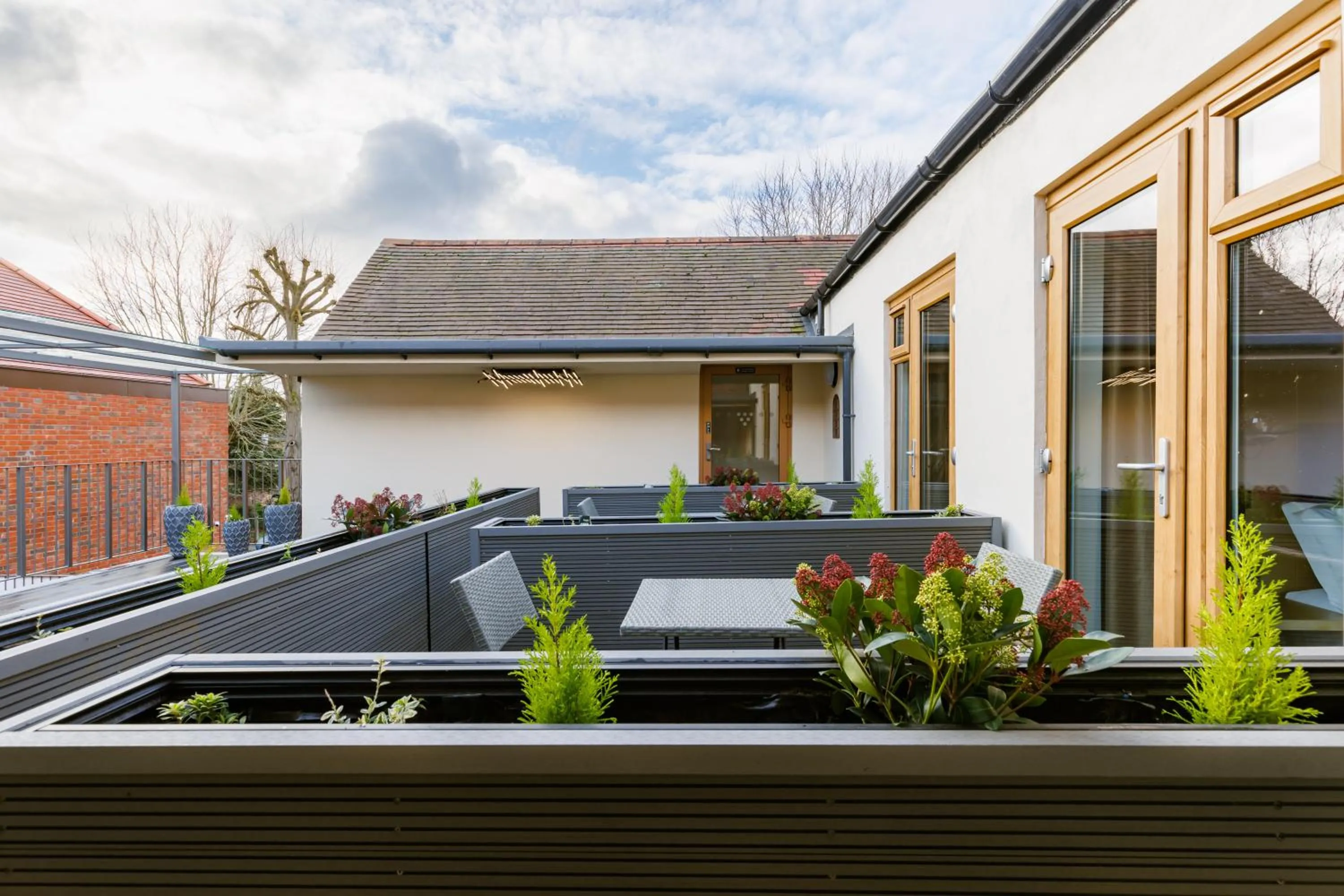 Patio in Rosemay Hotel near London Heathrow Airport