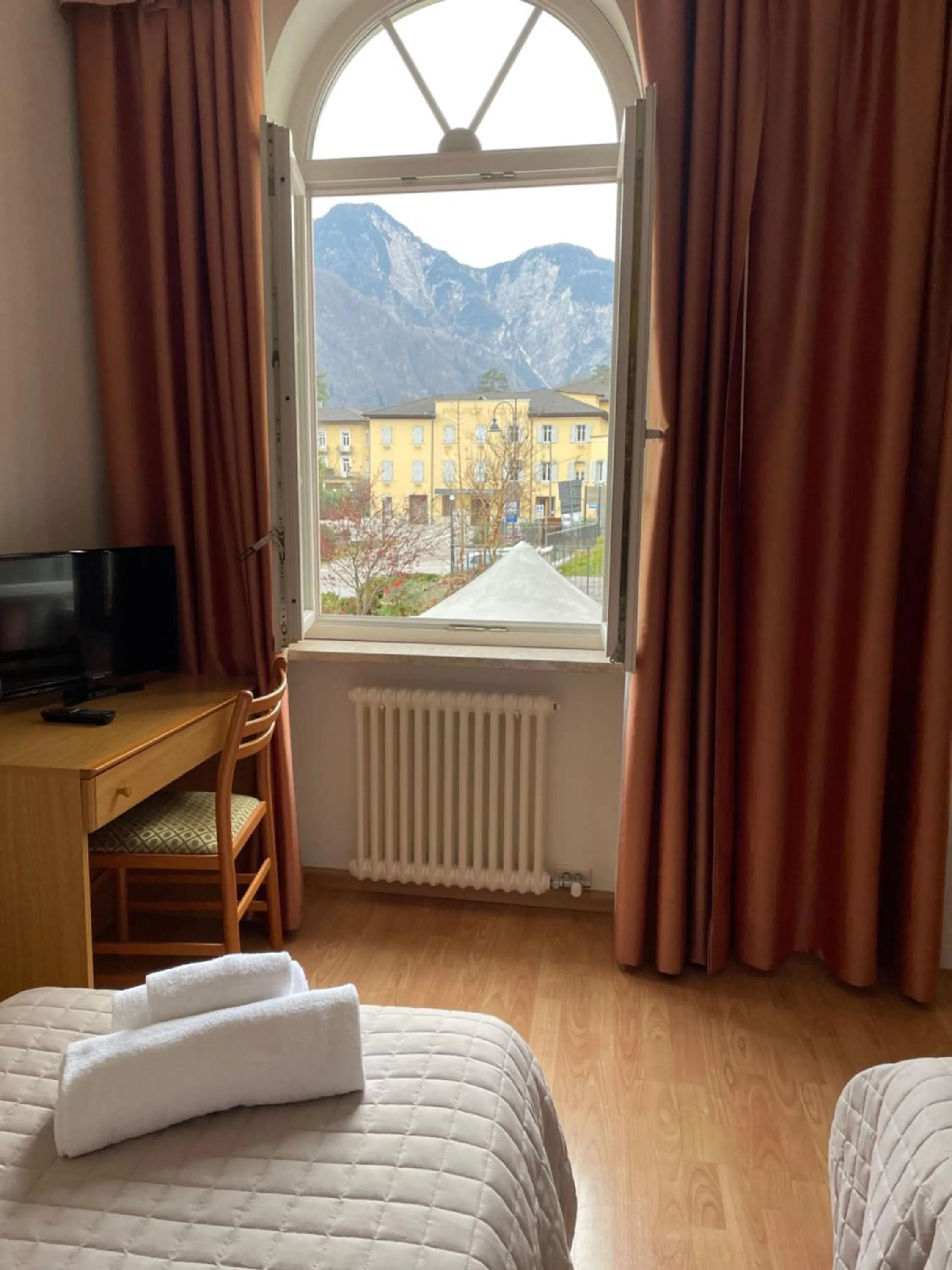 Bed in Hotel Vittoria