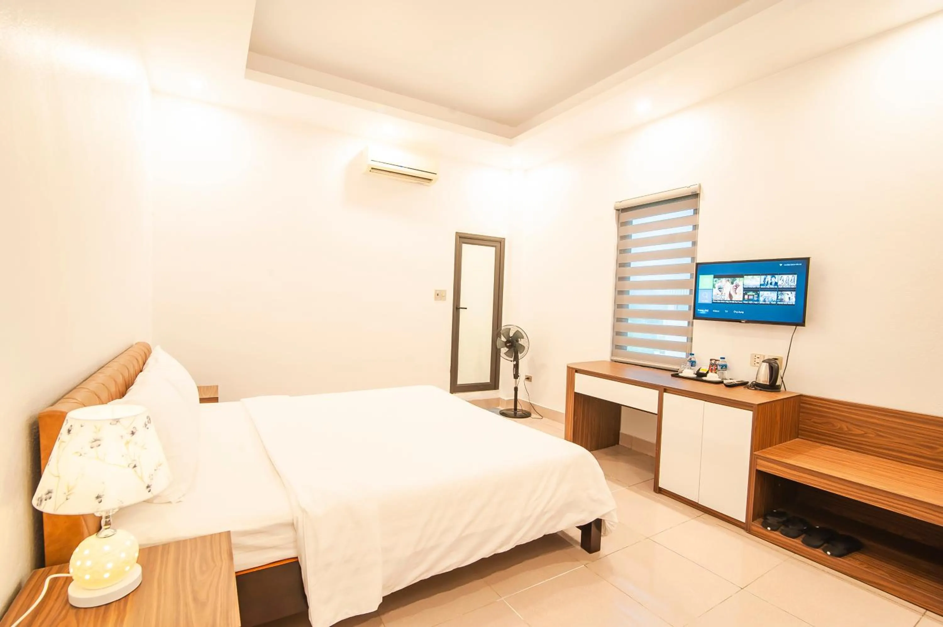 Photo of the whole room, Bed in Tam Coc Peaceful Hotel