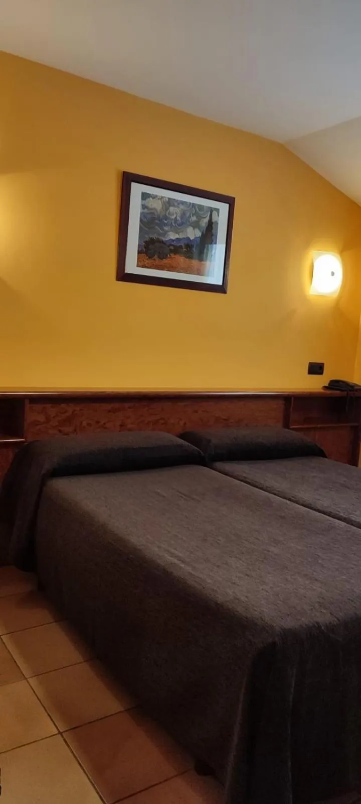 Photo of the whole room, Bed in Hotel Ransol