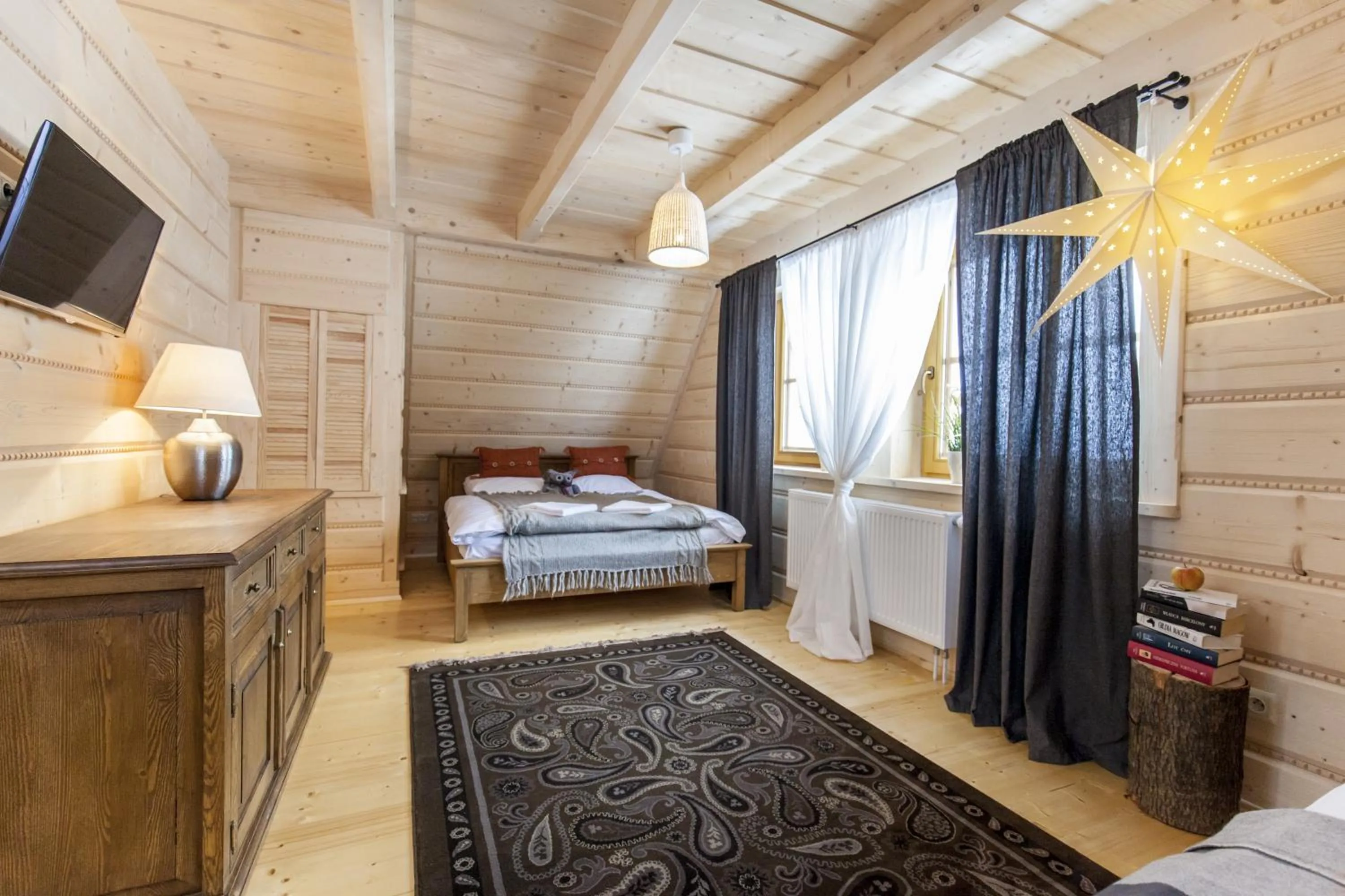 Day, Bed in Osada Maruszyna