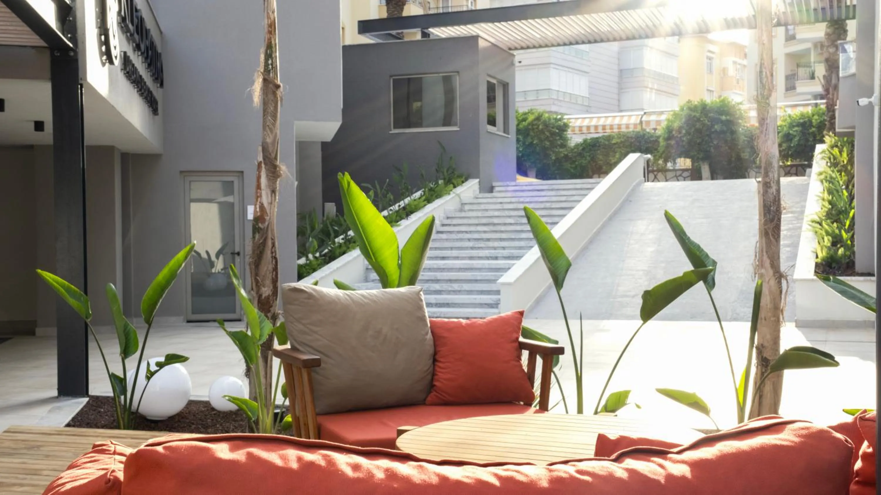 Garden in Kleopatra Dreams Beach Hotel