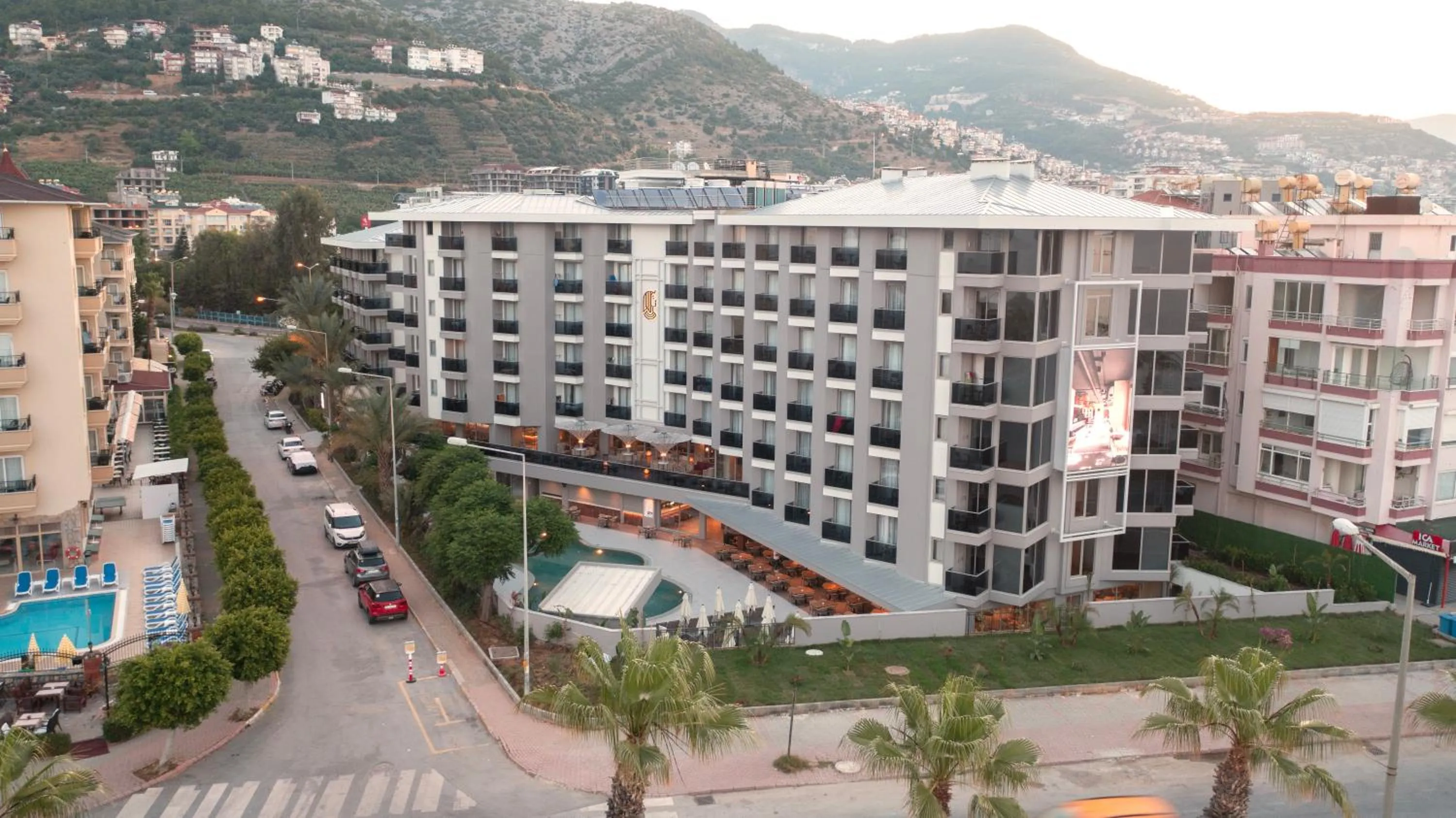 Property building in Kleopatra Dreams Beach Hotel