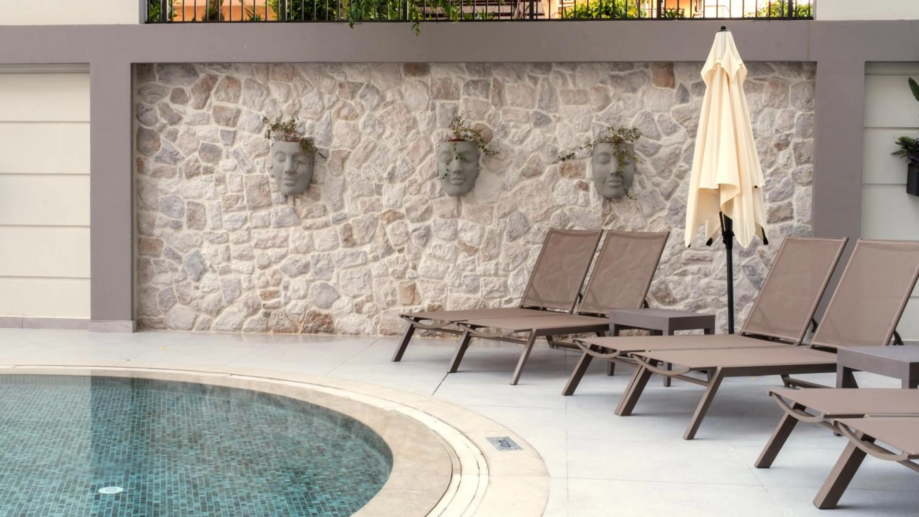 Swimming pool in Kleopatra Dreams Beach Hotel