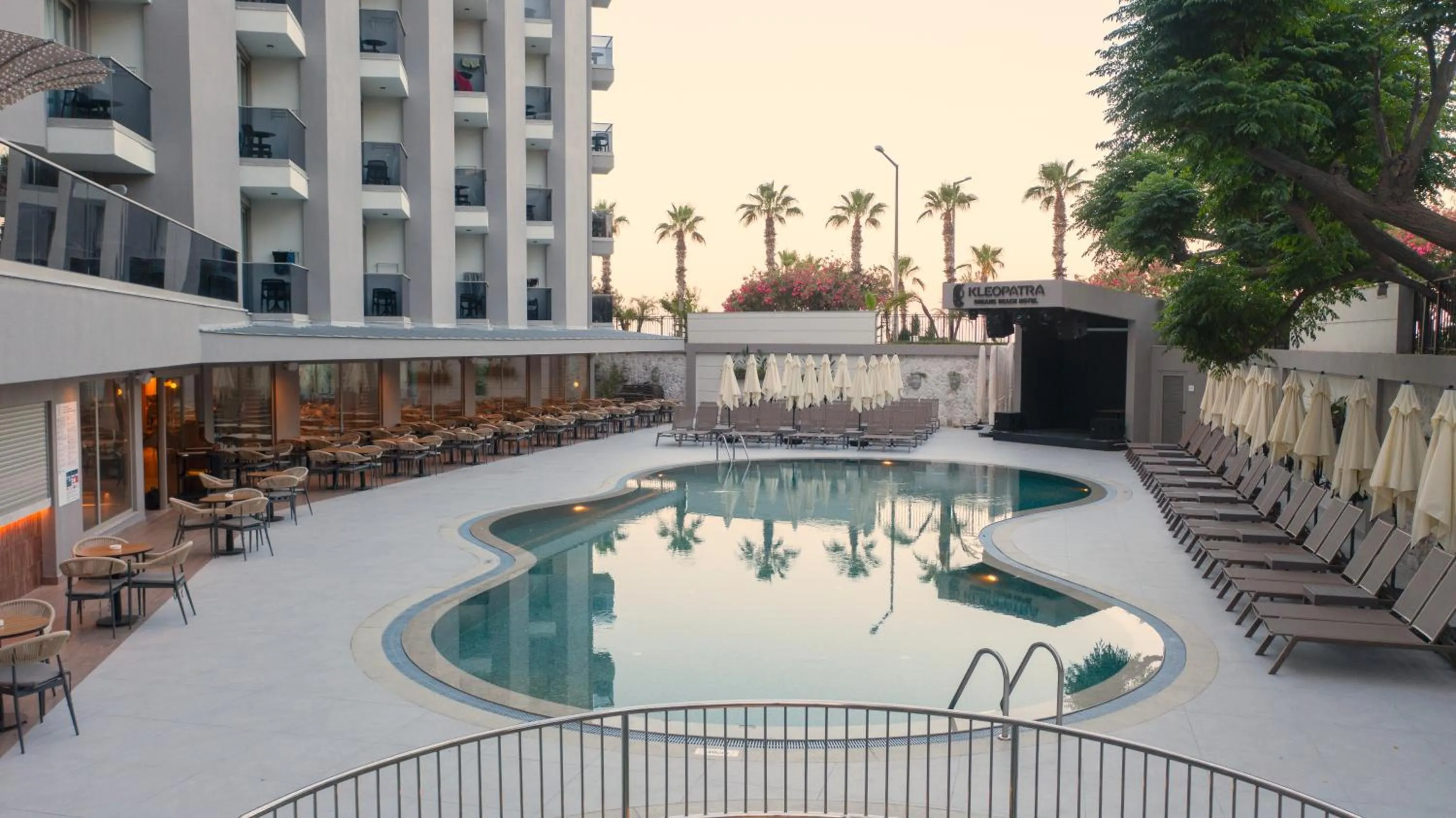 Property building in Kleopatra Dreams Beach Hotel