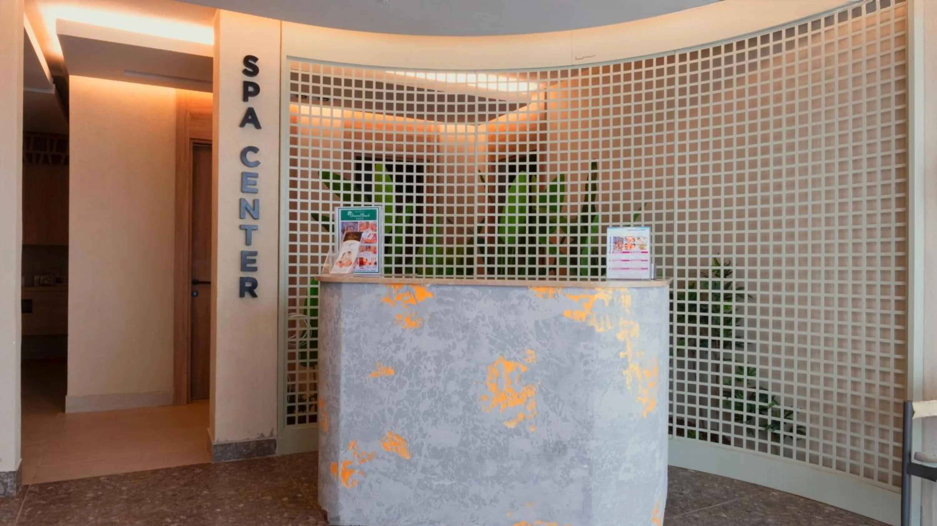 Public Bath in Kleopatra Dreams Beach Hotel