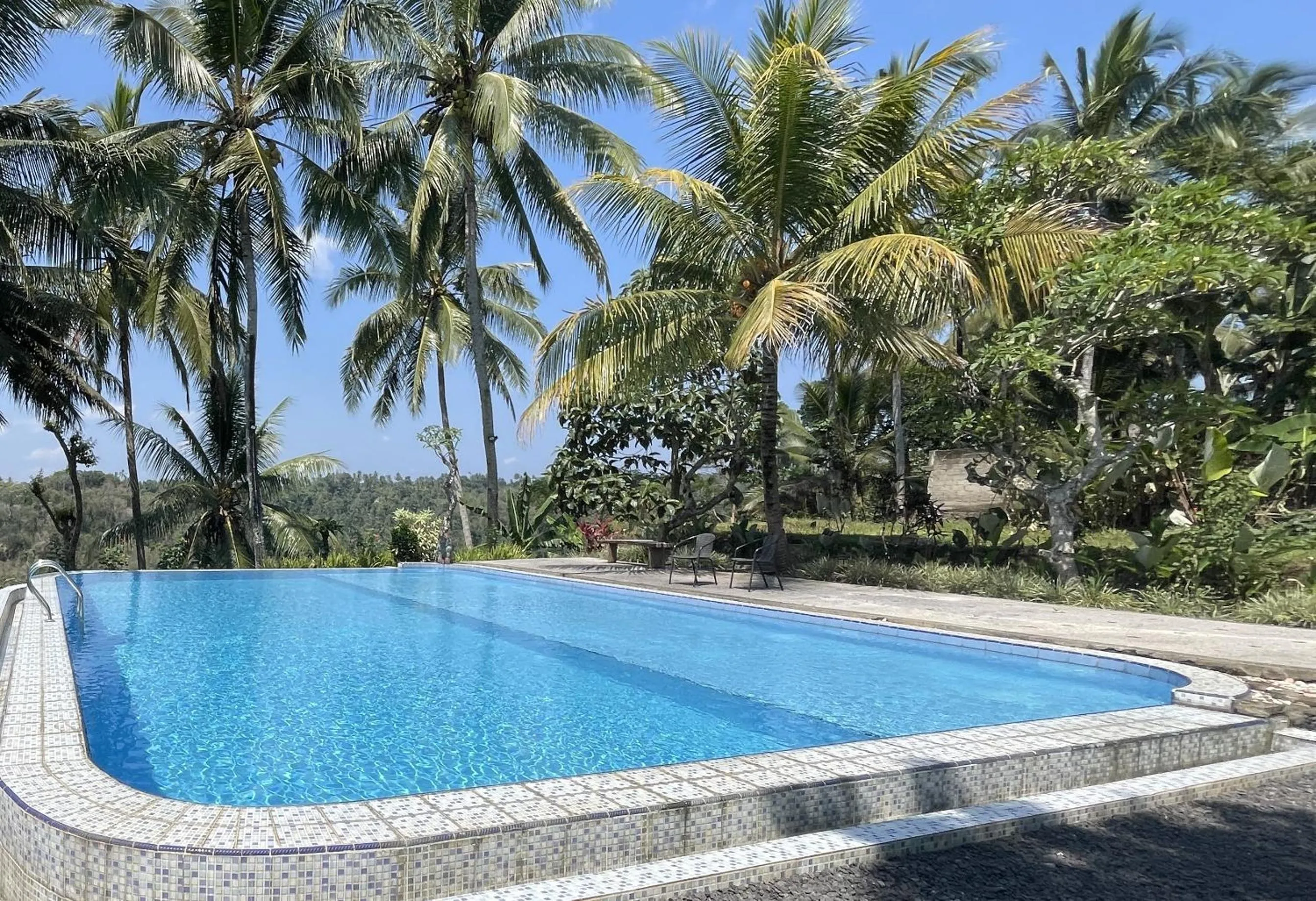Swimming pool in Domisili Ijen Cliff By Fays Hospitality