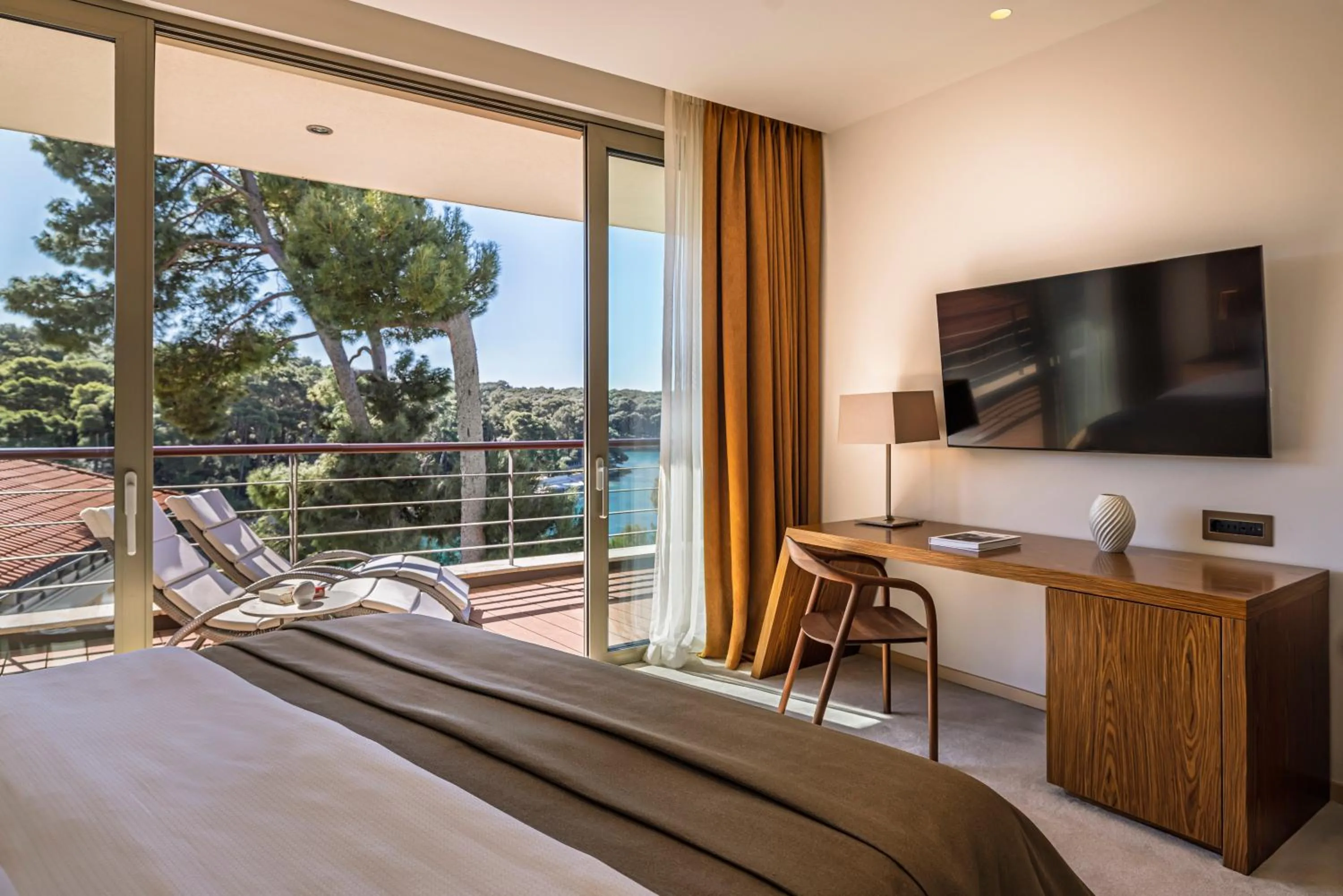 Bed in Boutique Hotel Alhambra