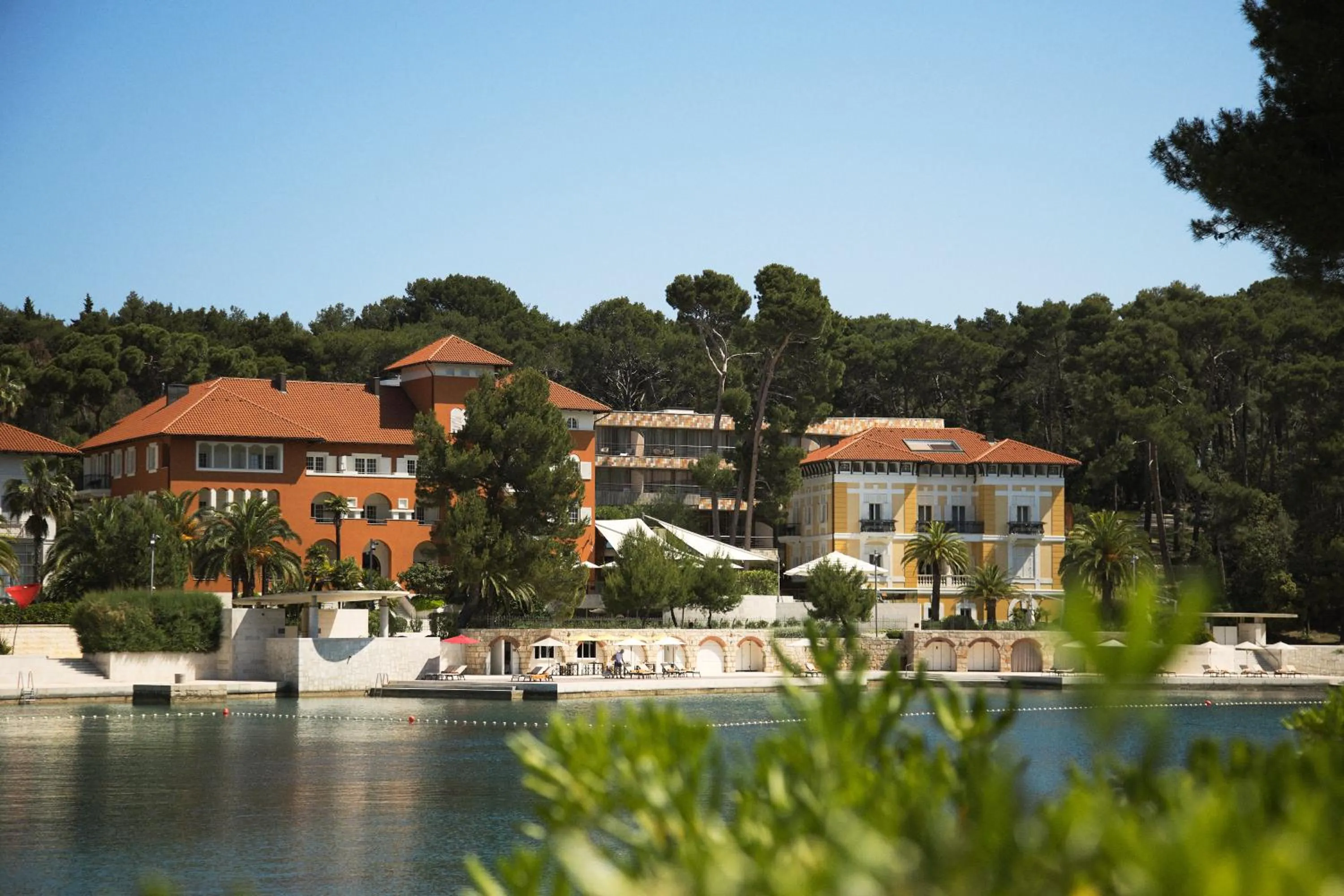 Property building in Boutique Hotel Alhambra