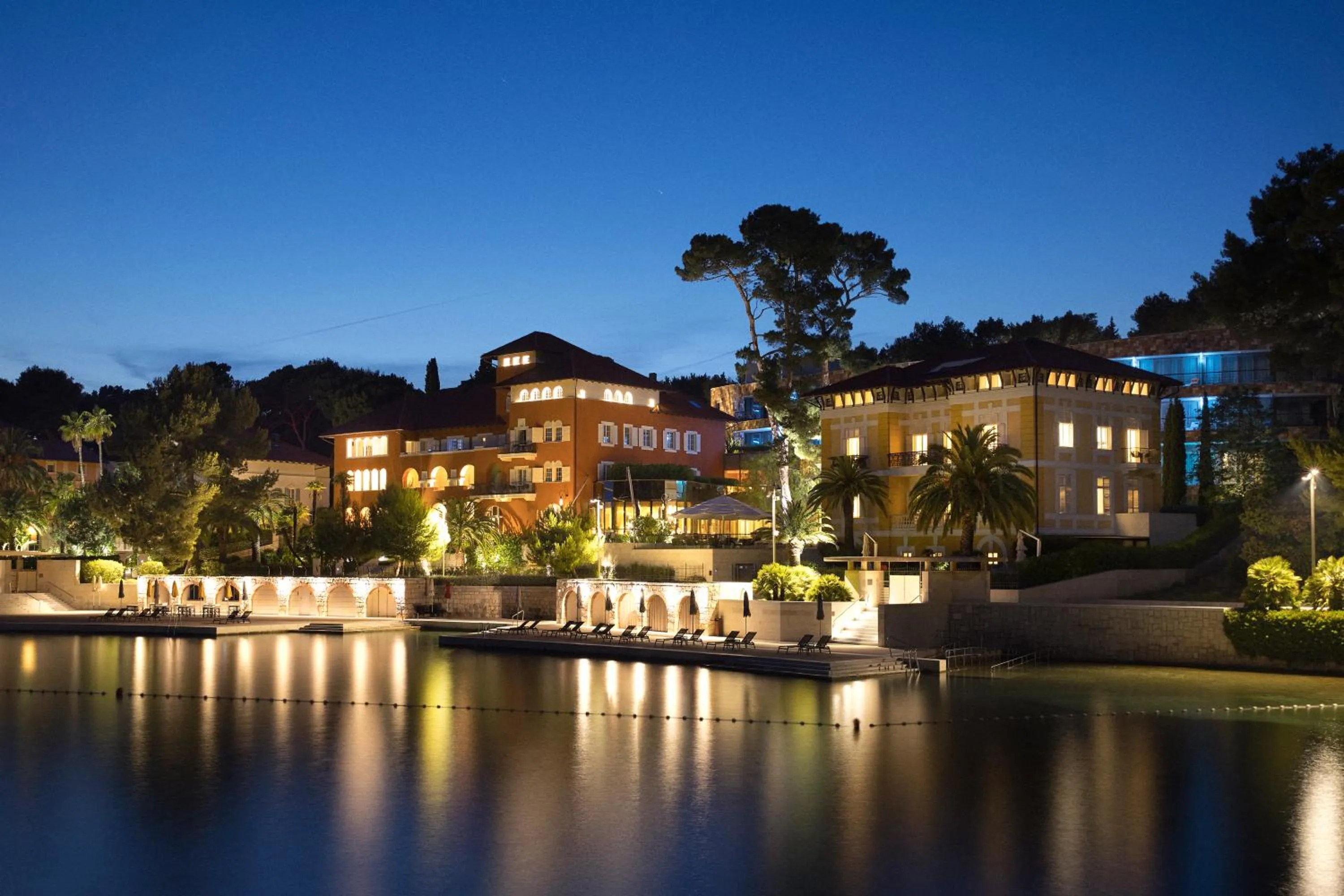 Property building in Boutique Hotel Alhambra