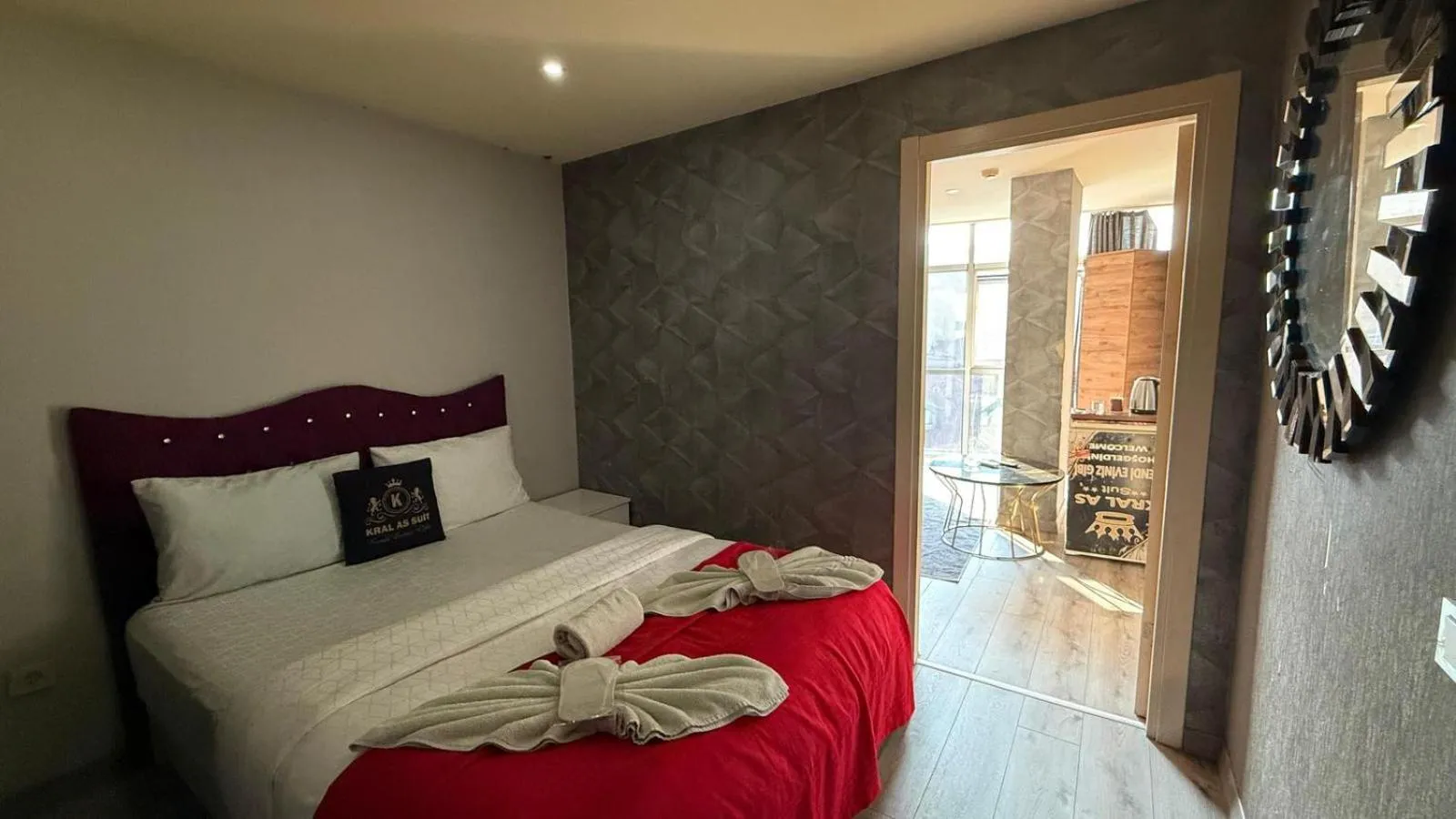 Bed in Kral As Suite Hotel