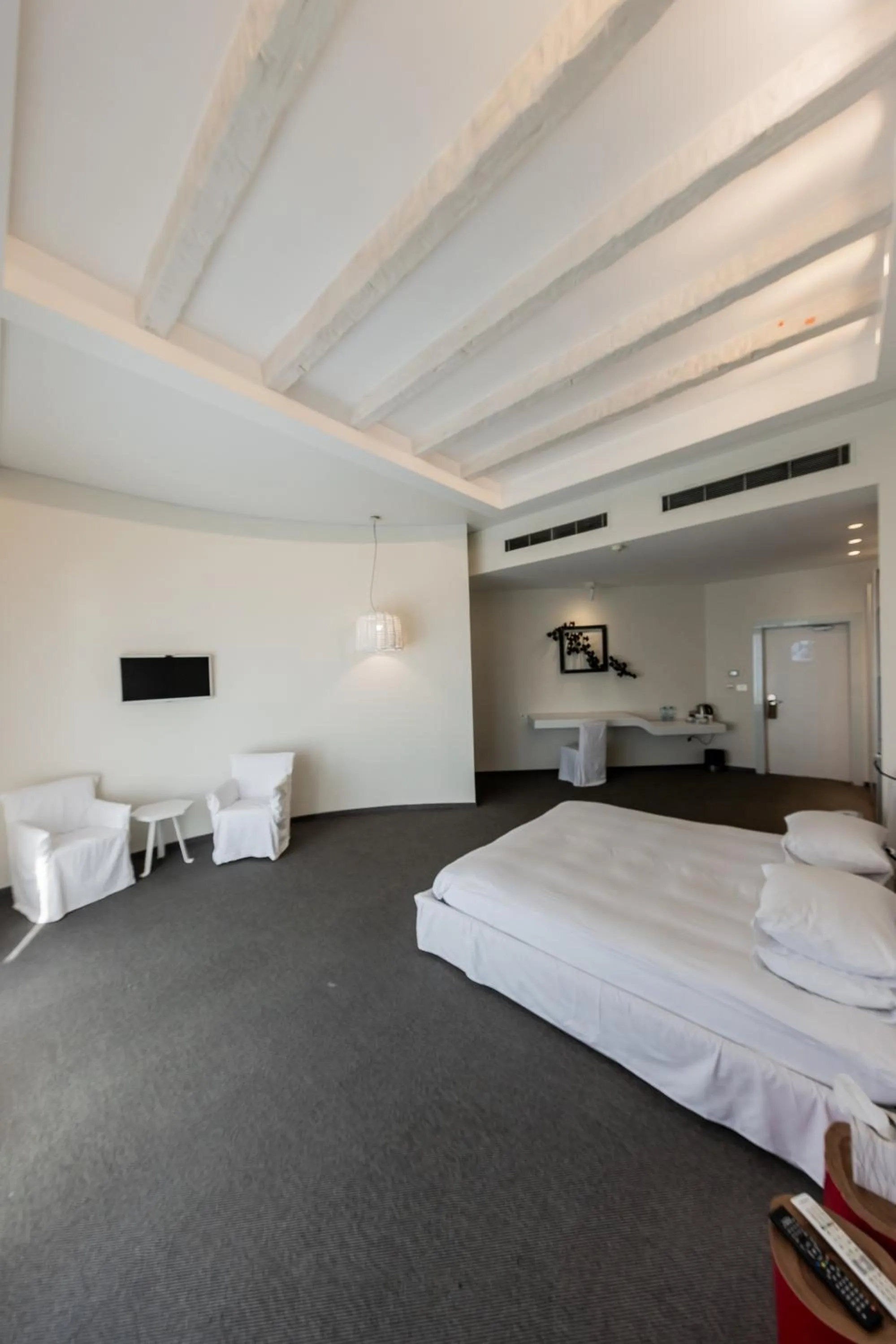 Bedroom, Bed in Miramar Hotel Resort and Spa