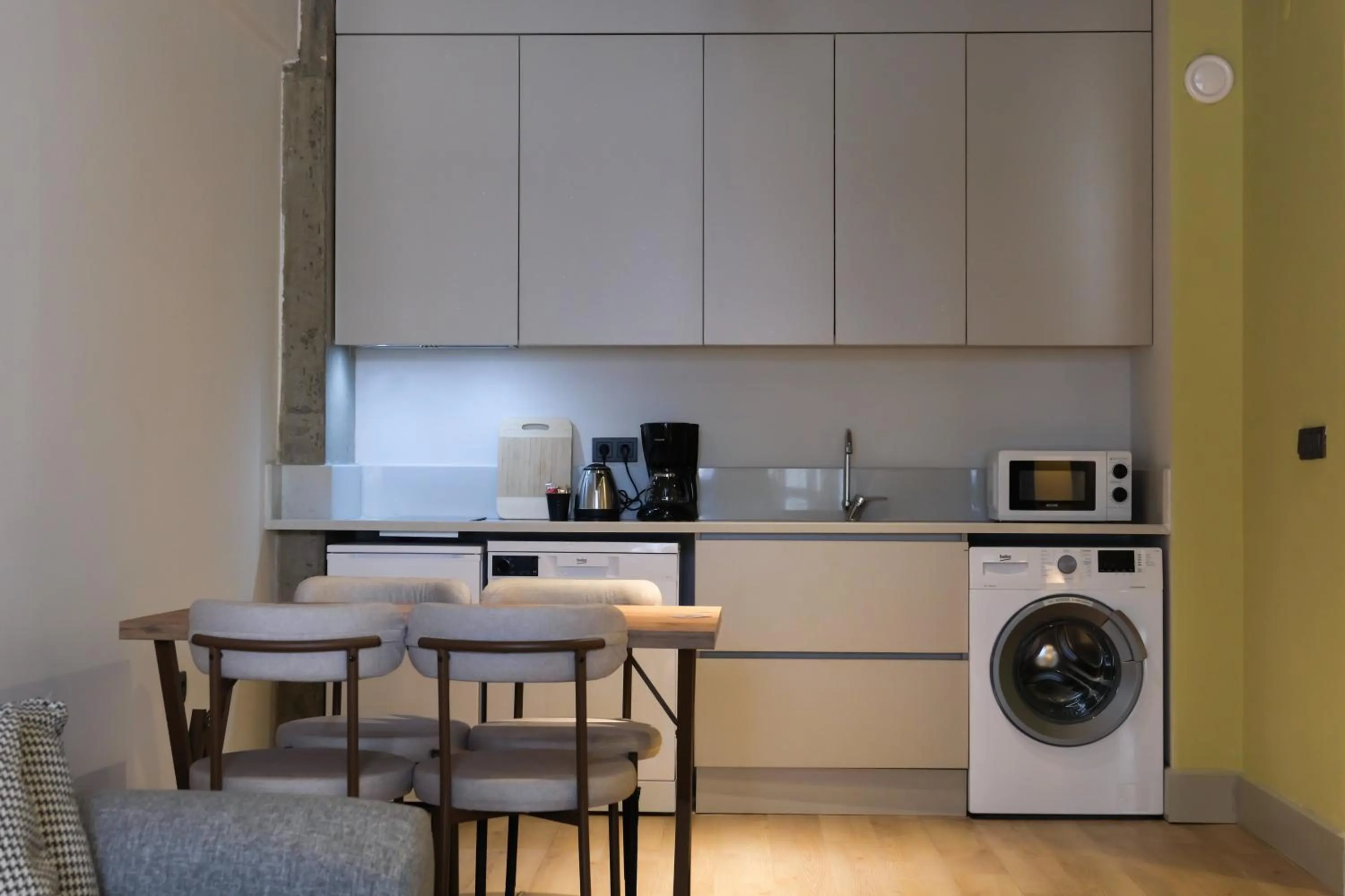 Kitchen or kitchenette in RudBlu Suites