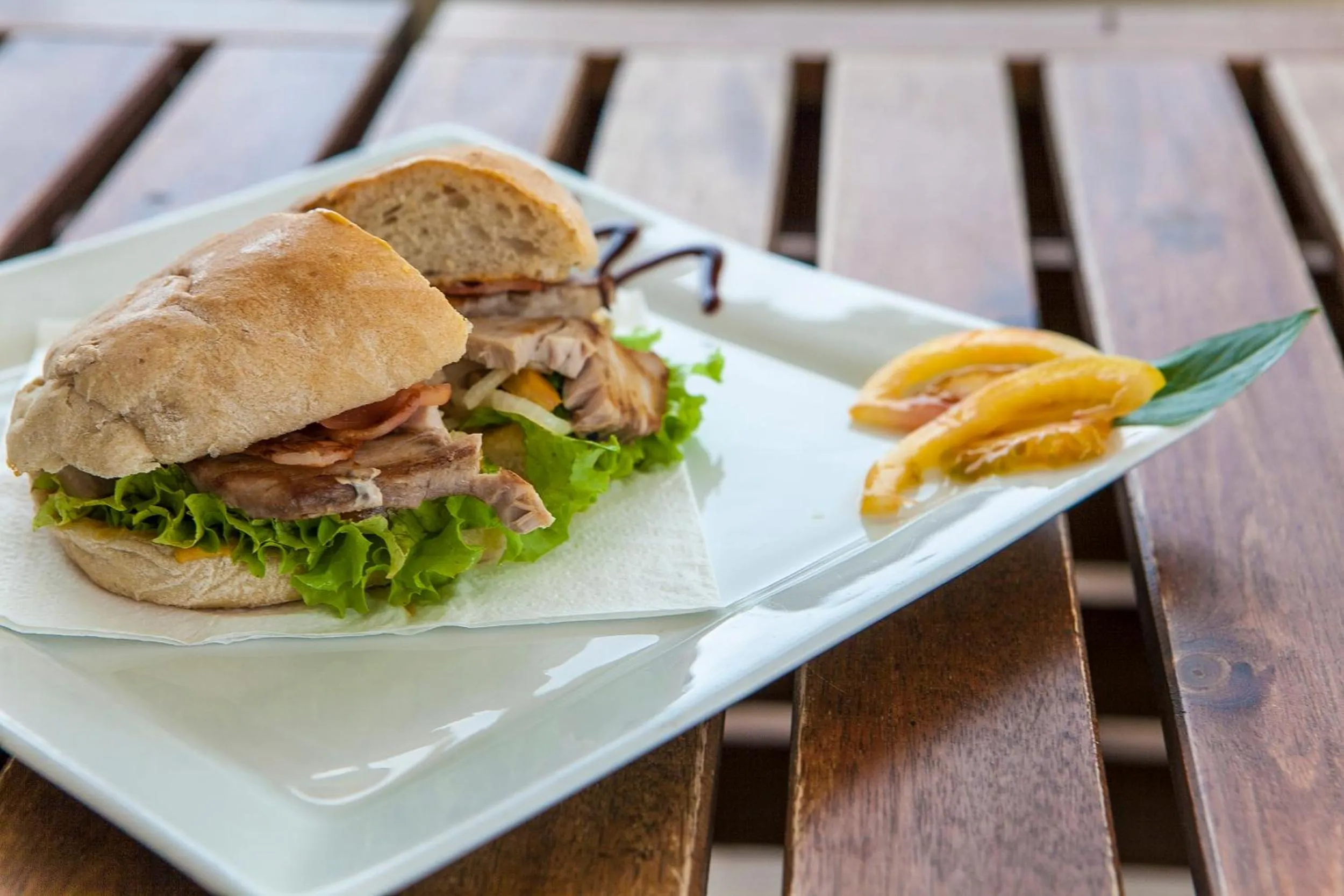 Food and drinks in Murdeira Village