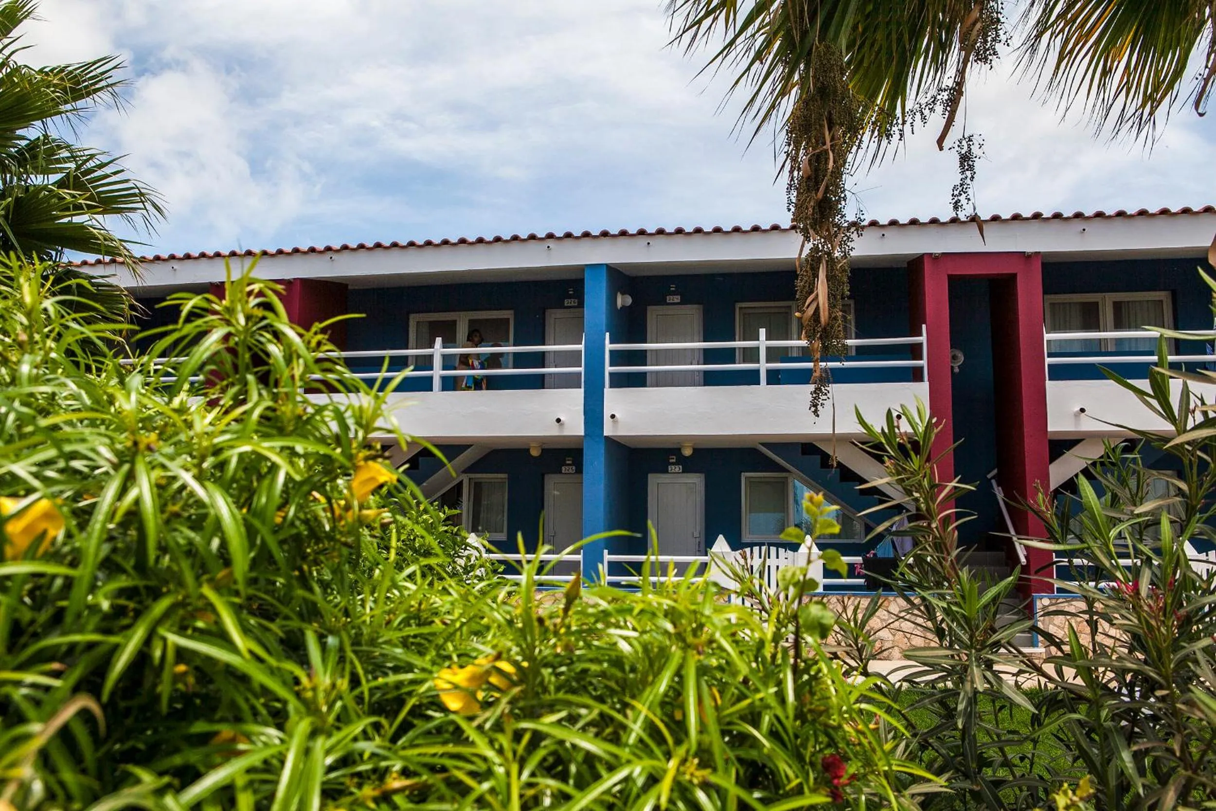 Facade/entrance in Murdeira Village