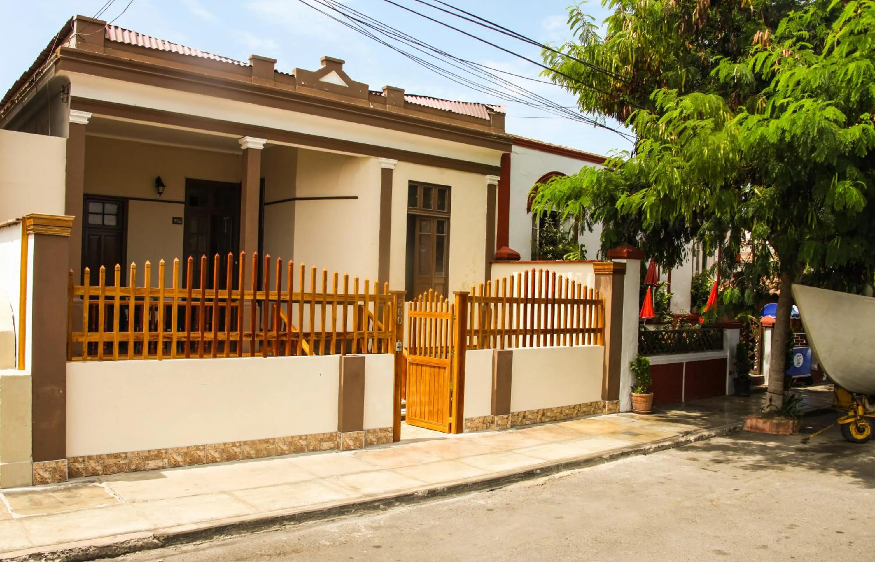 Facade/entrance in Villa La Punta