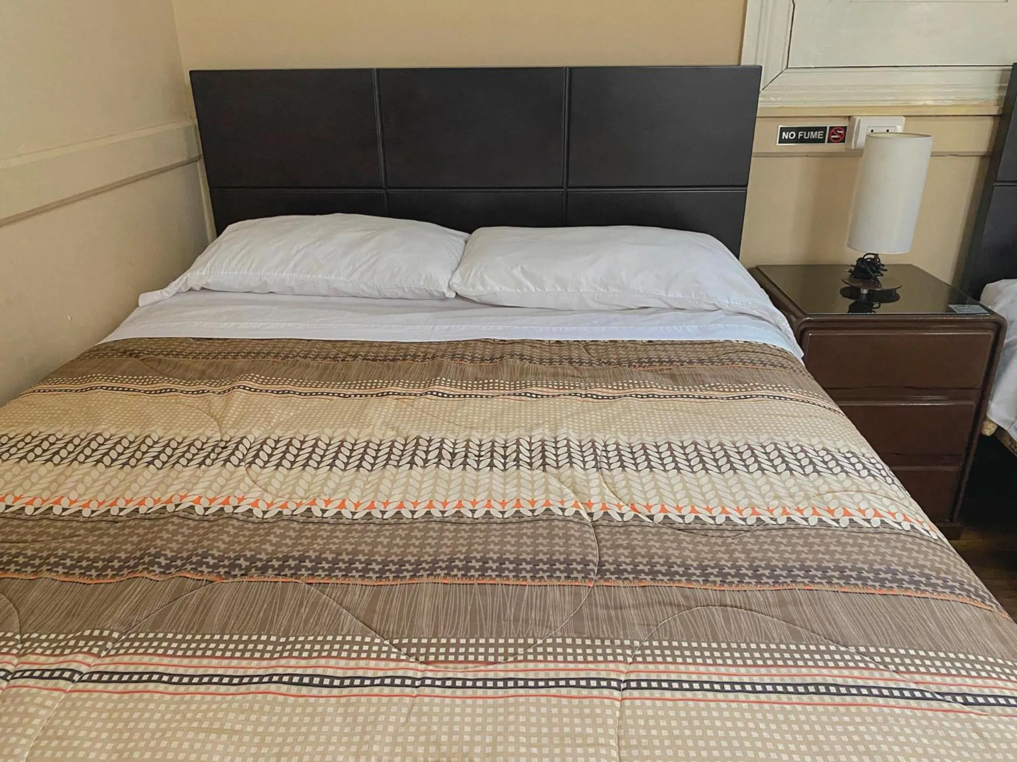 Bed in Villa La Punta