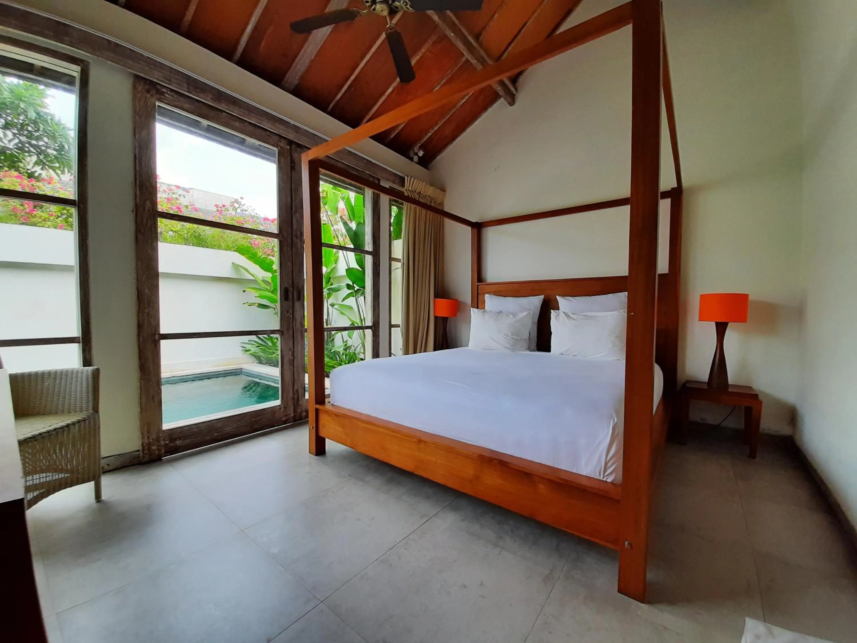 Bedroom, Bed in The Decks Bali