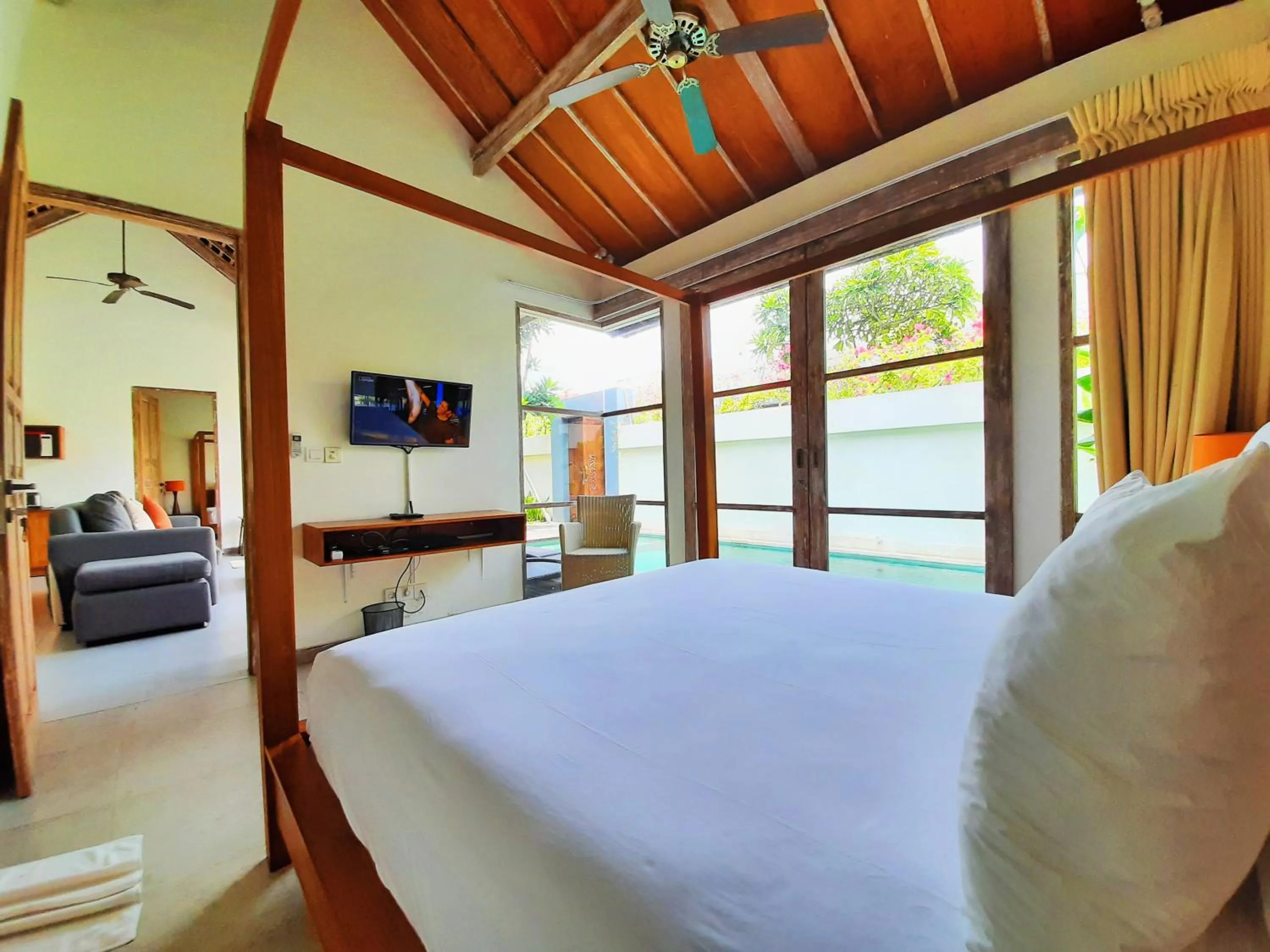 Bedroom, Bed in The Decks Bali