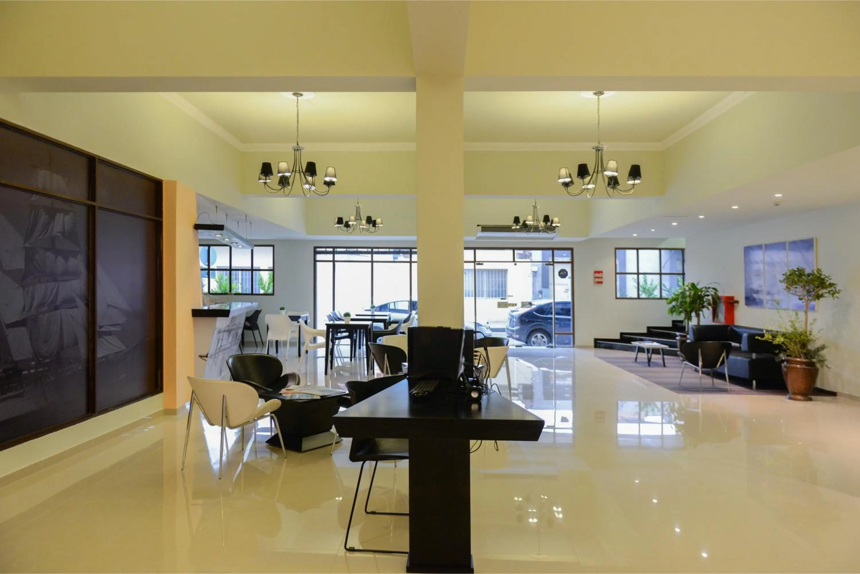 Lobby or reception in Santiago Hotel