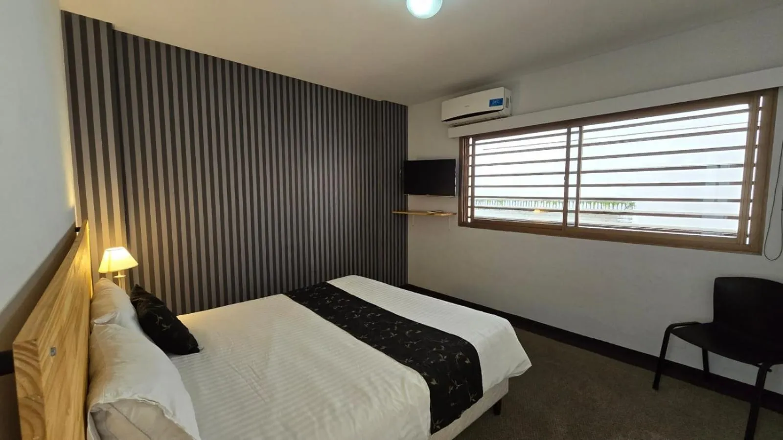 Bed in Santiago Hotel