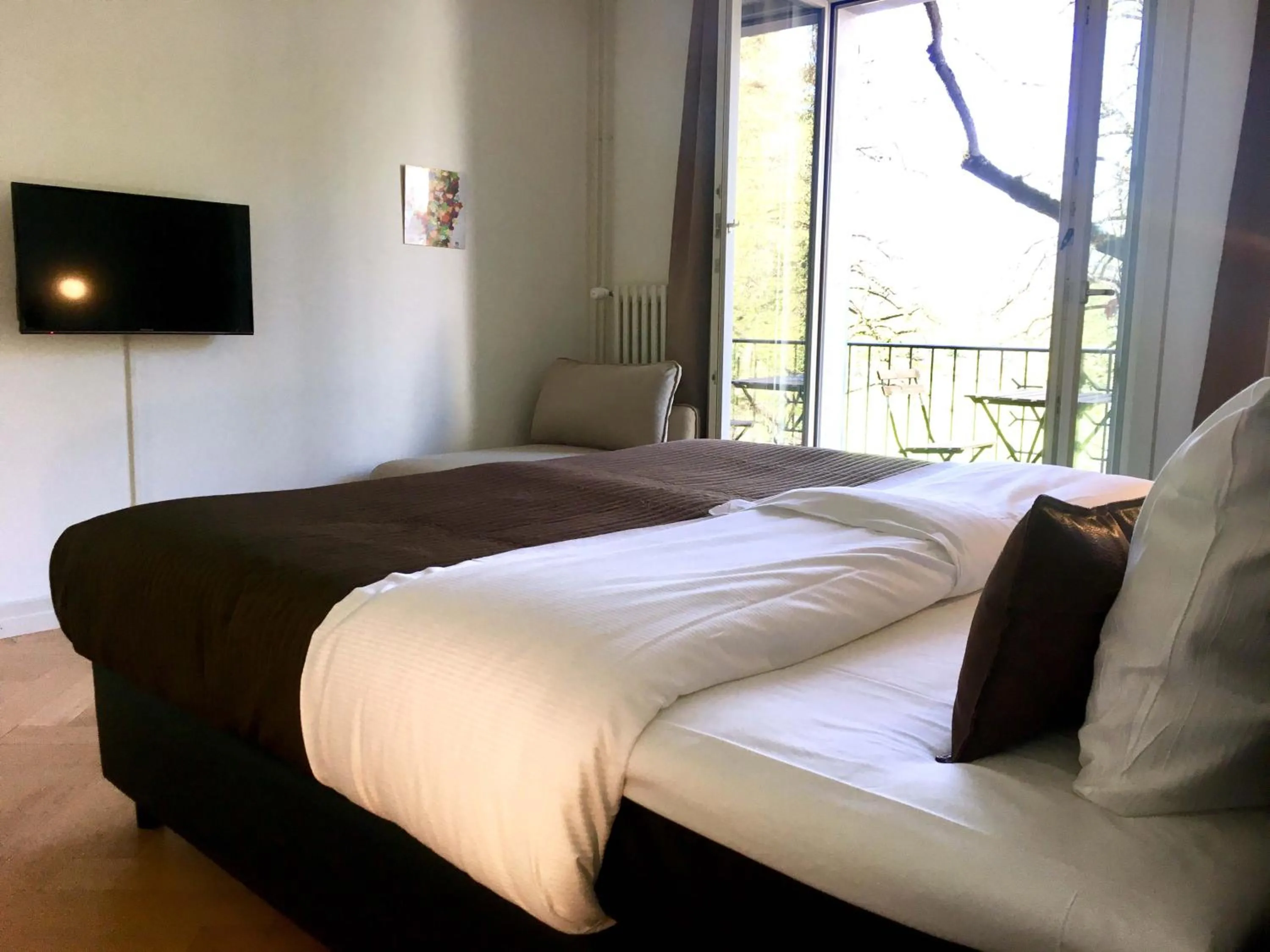 Bed in Viadukt Apartments