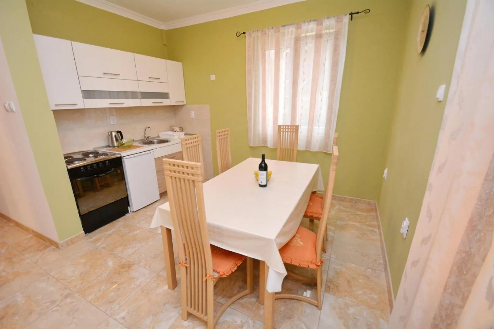 Kitchen or kitchenette in Marinero Apartments