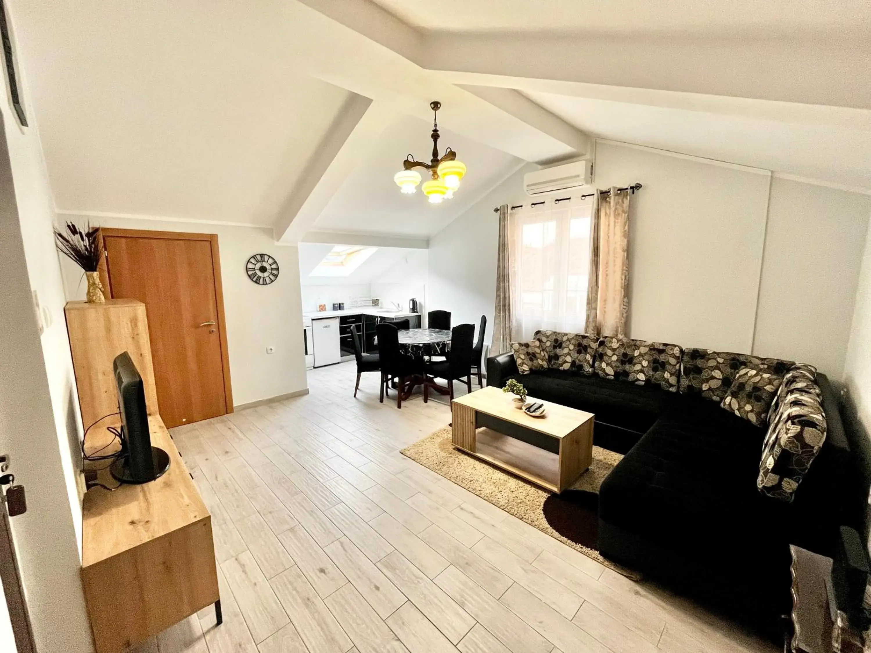 Two-Bedroom Apartment with Spa Bath in Marinero Apartments Two-Bedroom Apartment with Spa Bath in Marinero Apartments