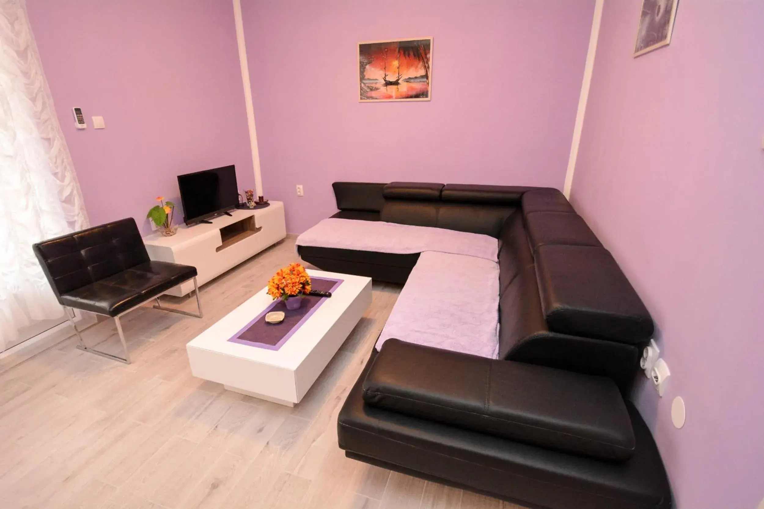 One-Bedroom Apartment with Balcony in Marinero Apartments One-Bedroom Apartment with Balcony in Marinero Apartments
