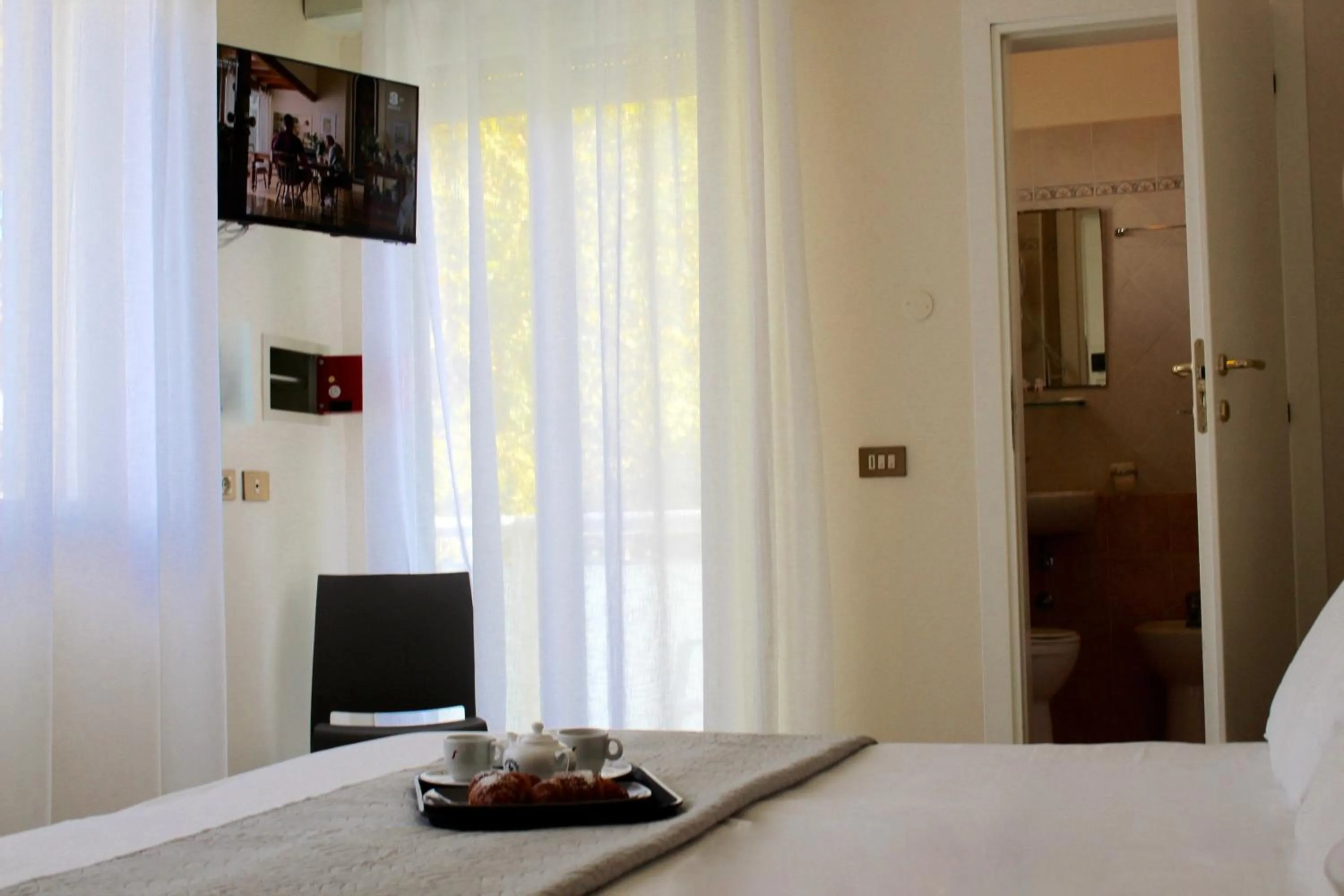 Bedroom in King Hotel